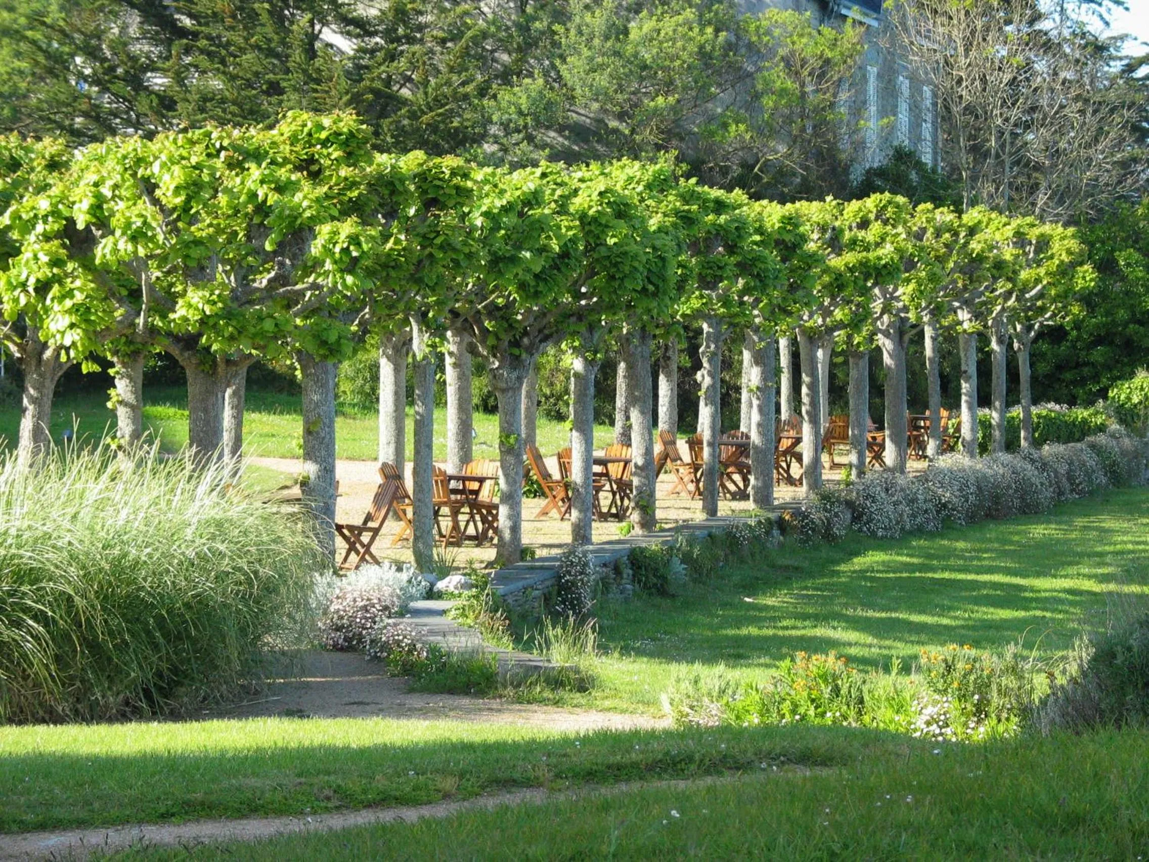Garden in Le Grand Hotel des Bains & Spa - Bretagne