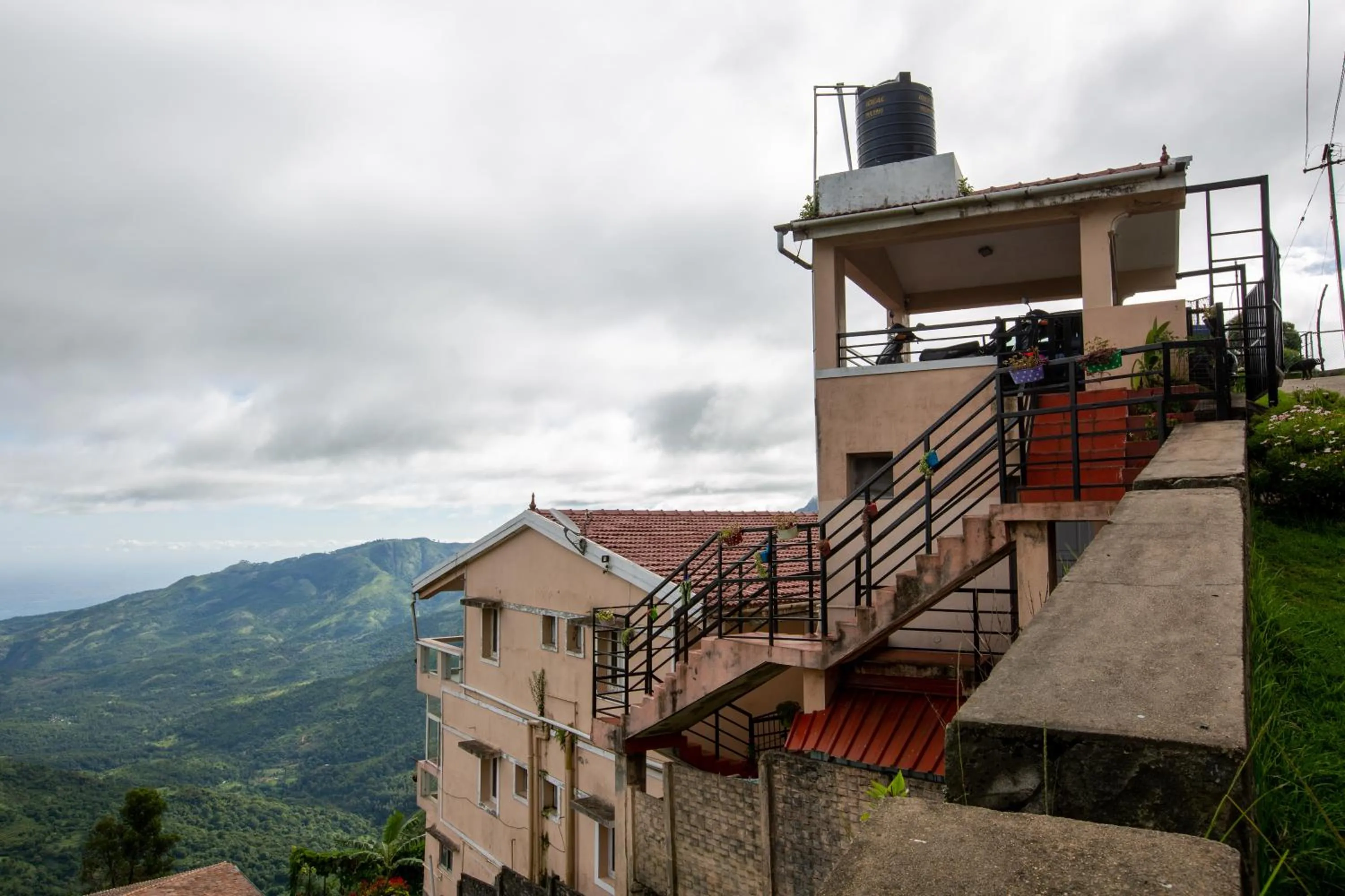 Property building in Syamantac Villa