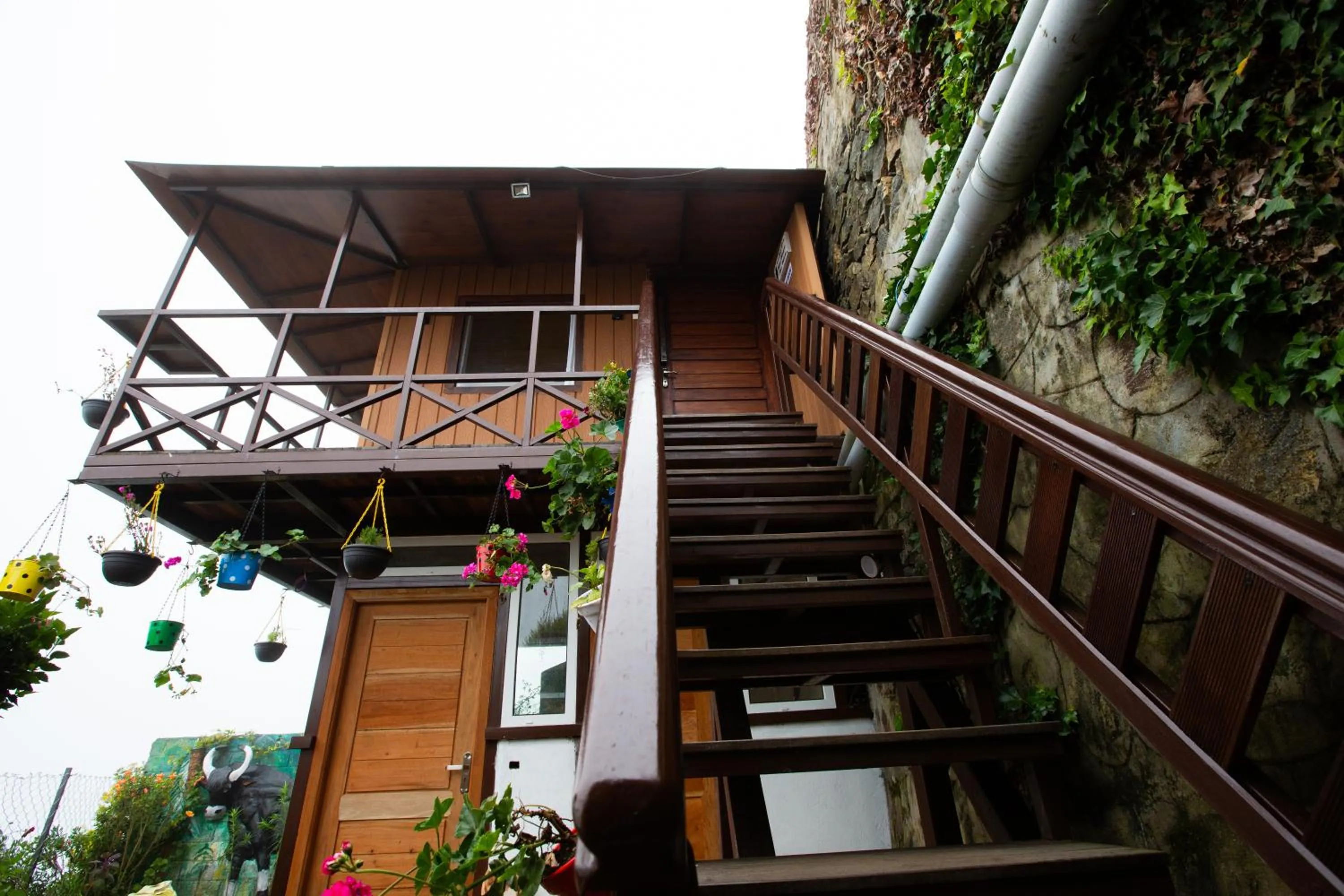 Property building in Syamantac Villa