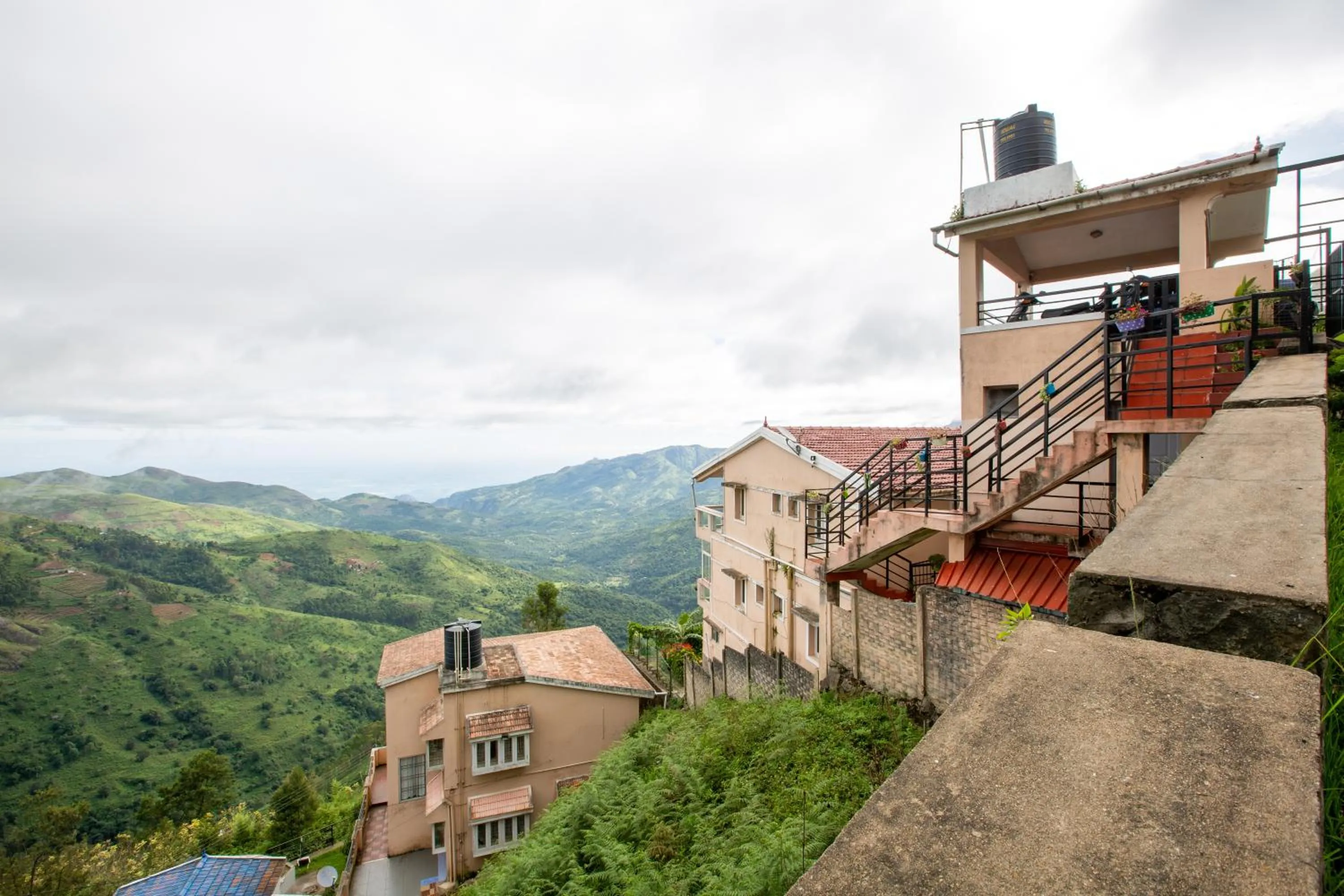 Property building in Syamantac Villa