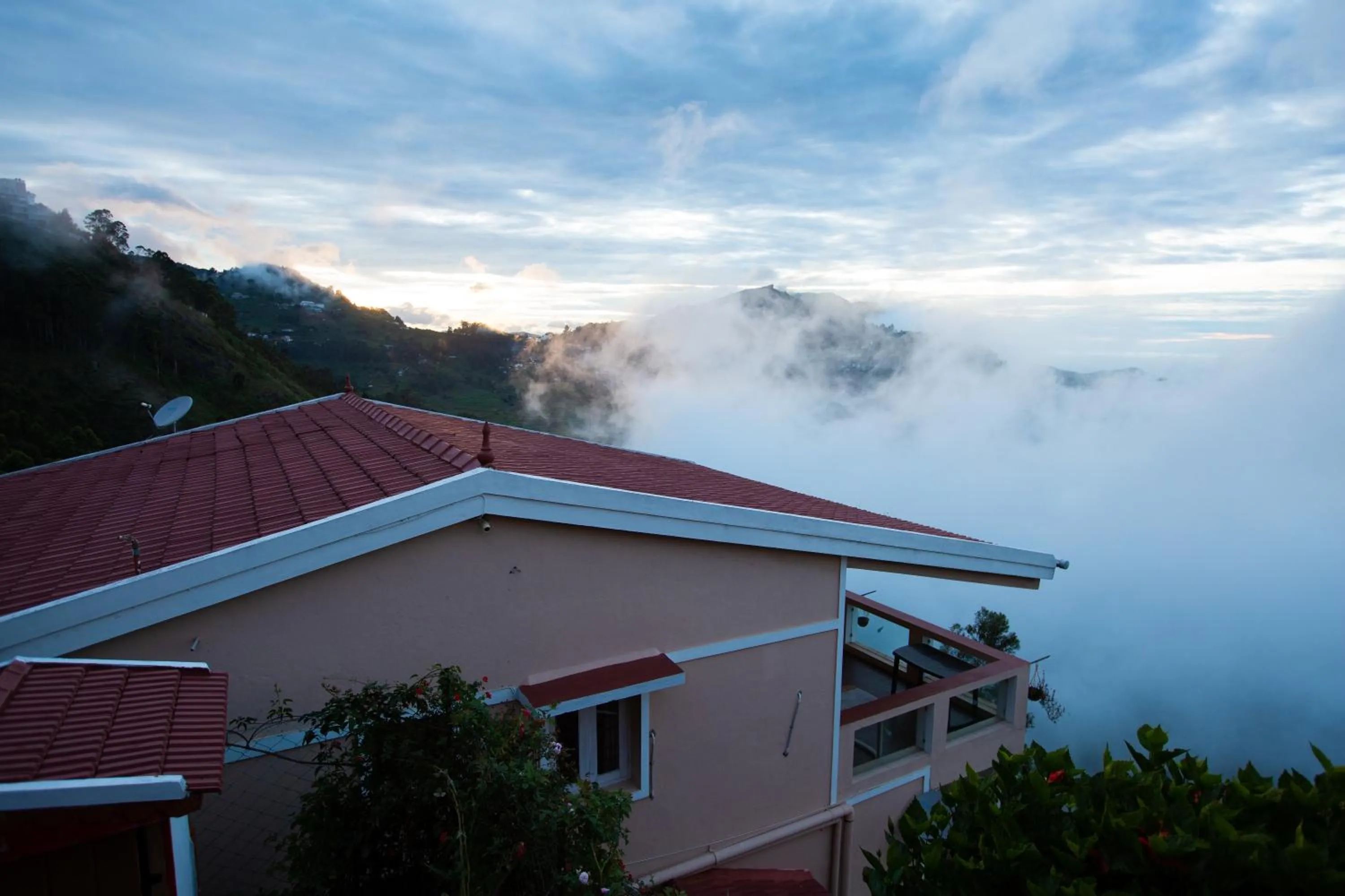 Property building in Syamantac Villa