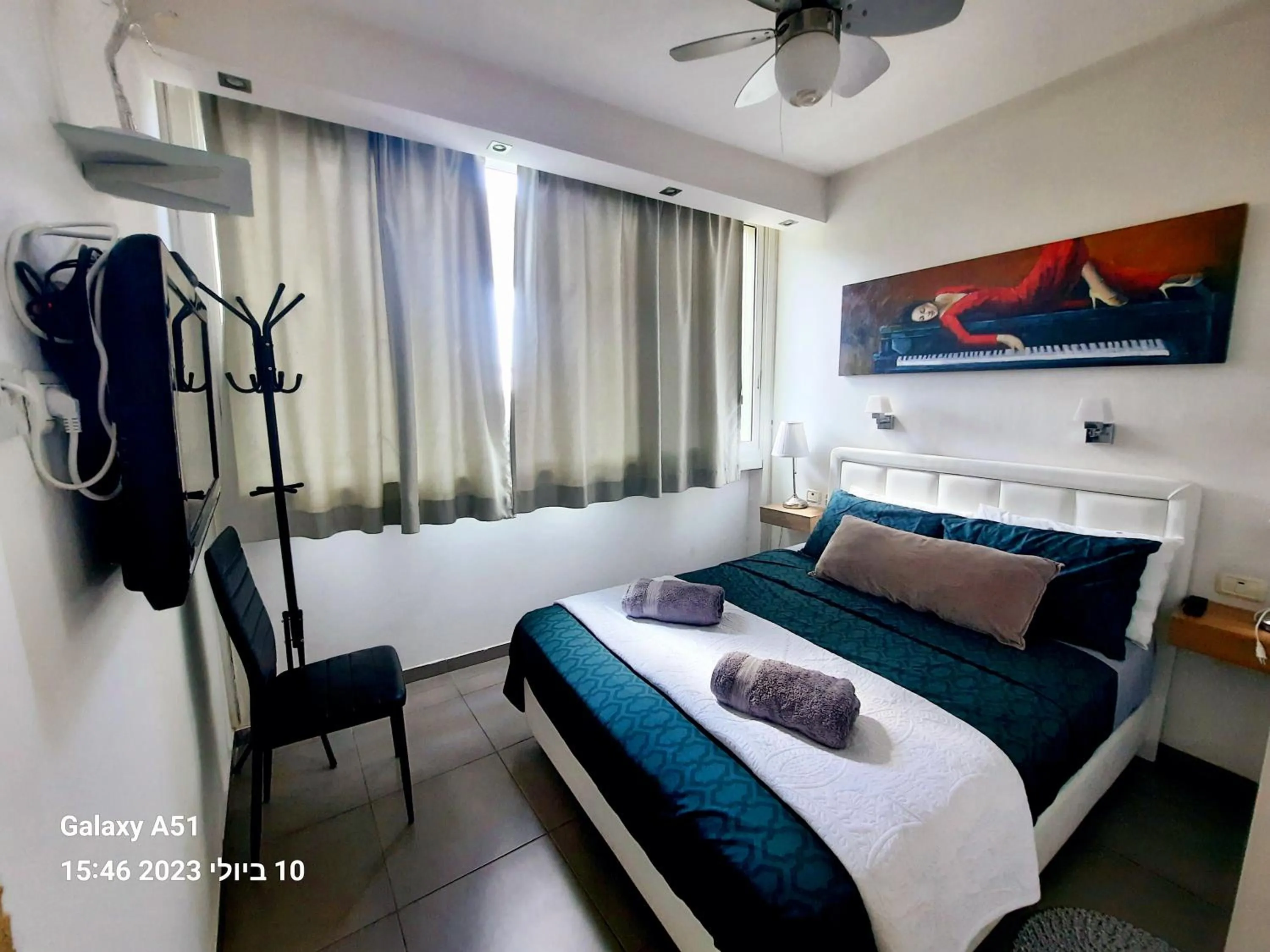 Suite with Sea View in Sea View Suites - דירות נופש עם מקלט