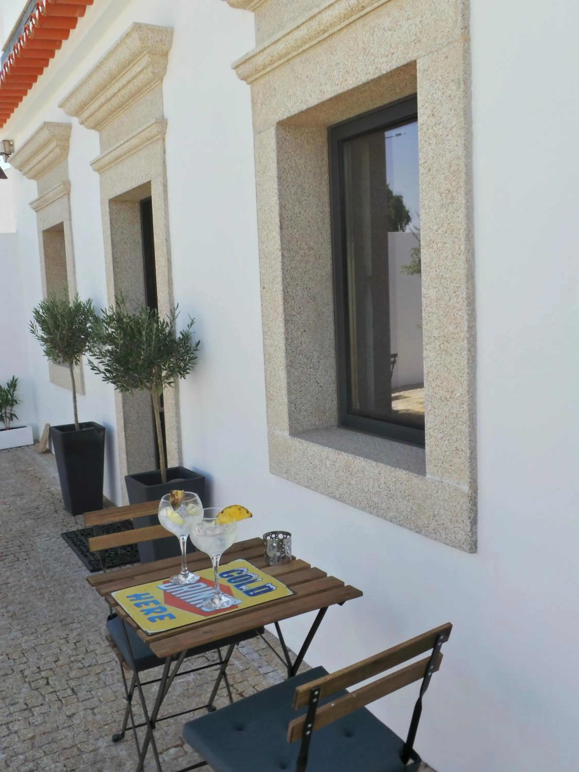 Alcoholic drinks in DH Country House