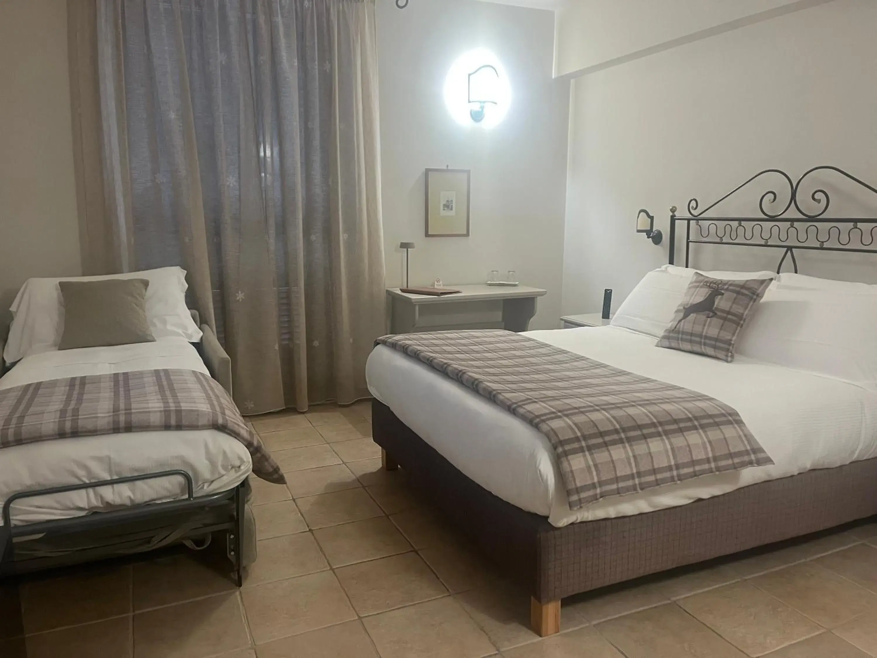 Comfort Triple Room in Hotel Il Tiglio Comfort Triple Room in Hotel Il Tiglio