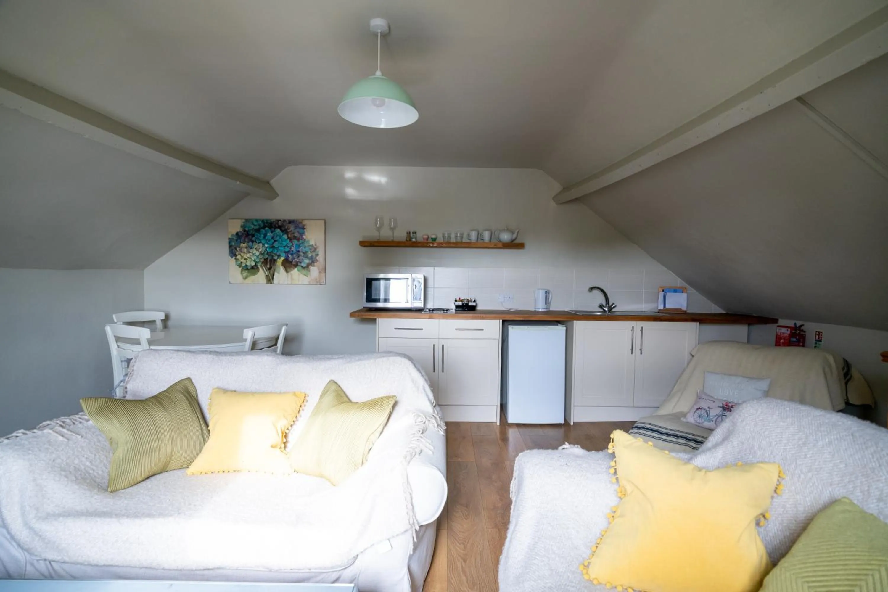 Kitchen or kitchenette in The George