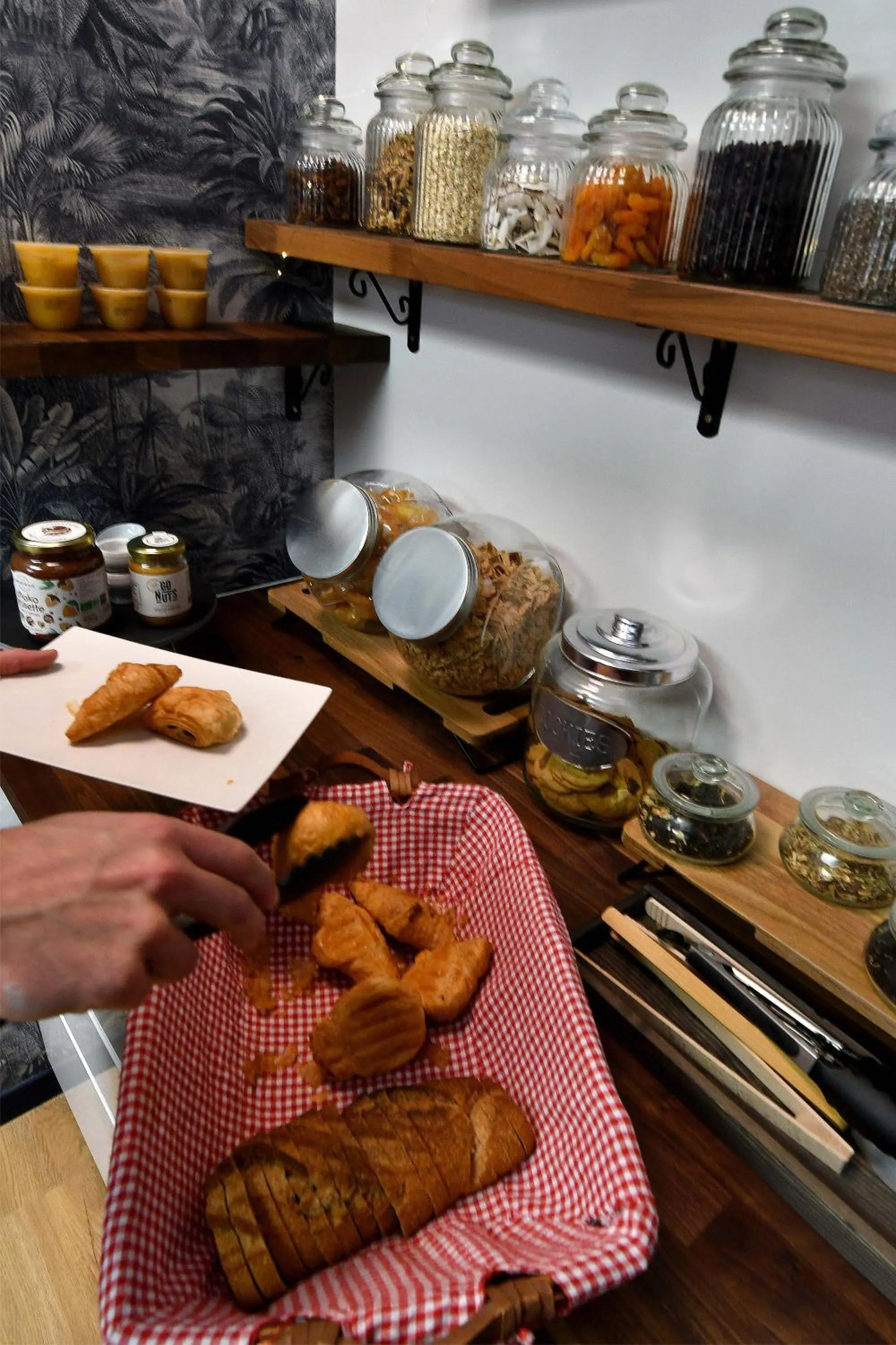 Buffet breakfast in Hôtel Le Tiburon