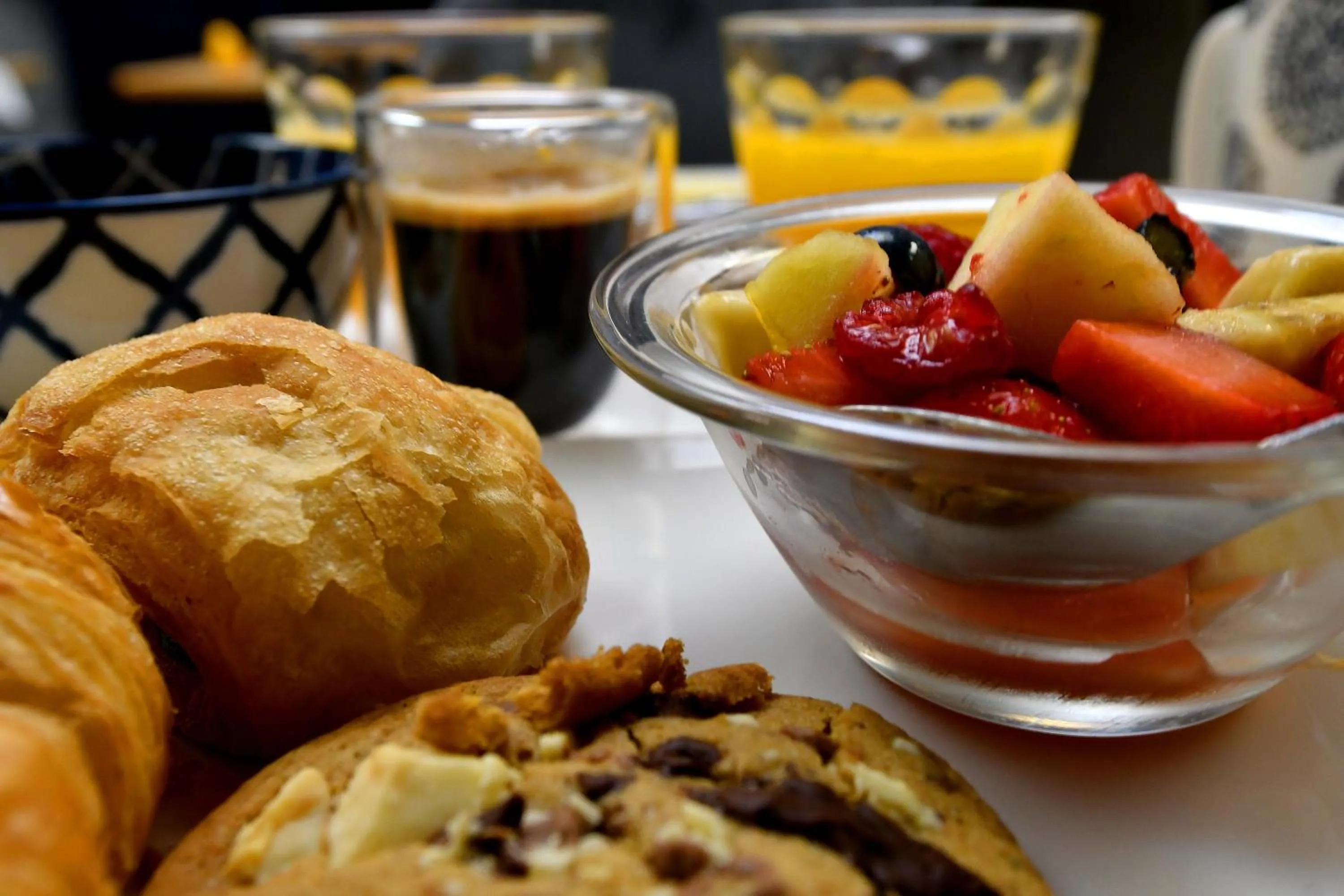 Buffet breakfast in Hôtel Le Tiburon