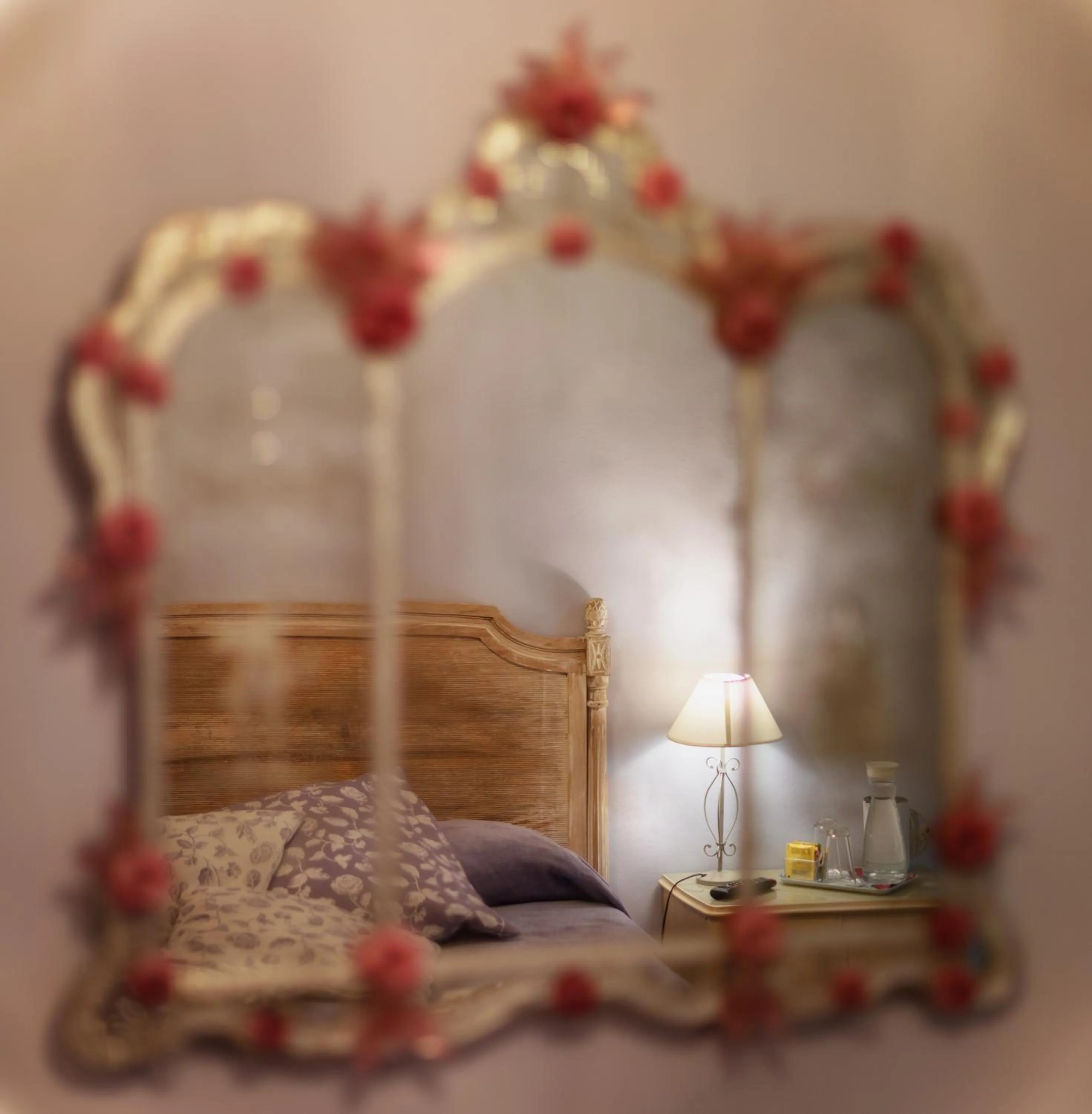 Decorative detail, Bed in de' Montetini