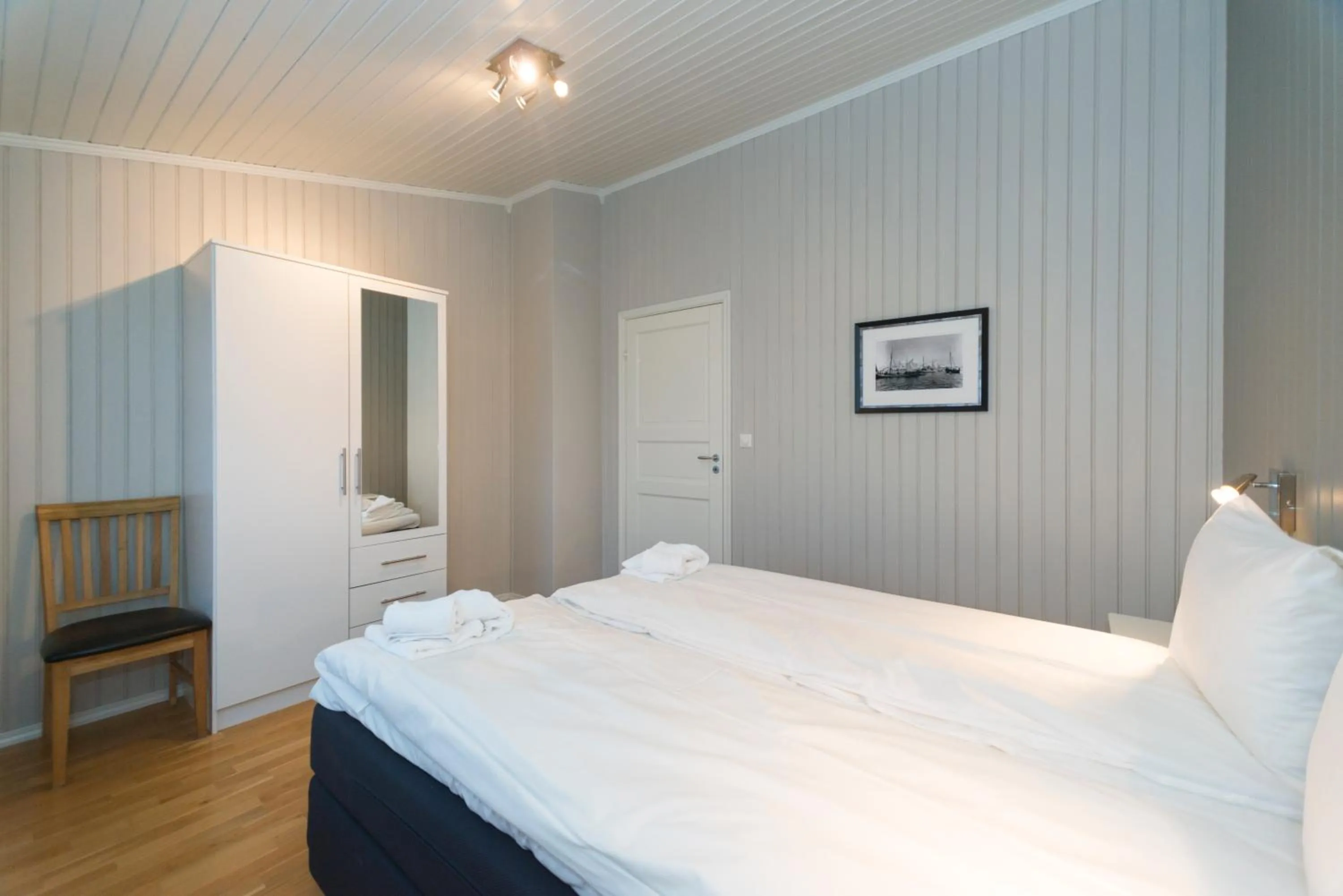 Bed in Rorbuene Svolvær Havn