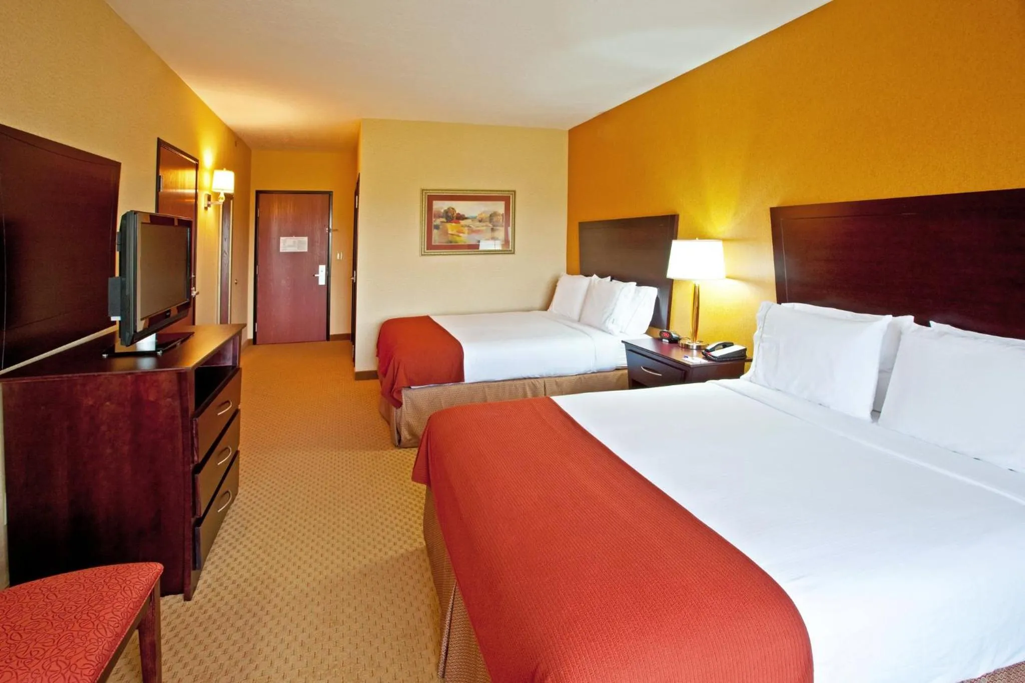 Photo of the whole room, Bed in Holiday Inn Express Hotel & Suites Franklin by IHG