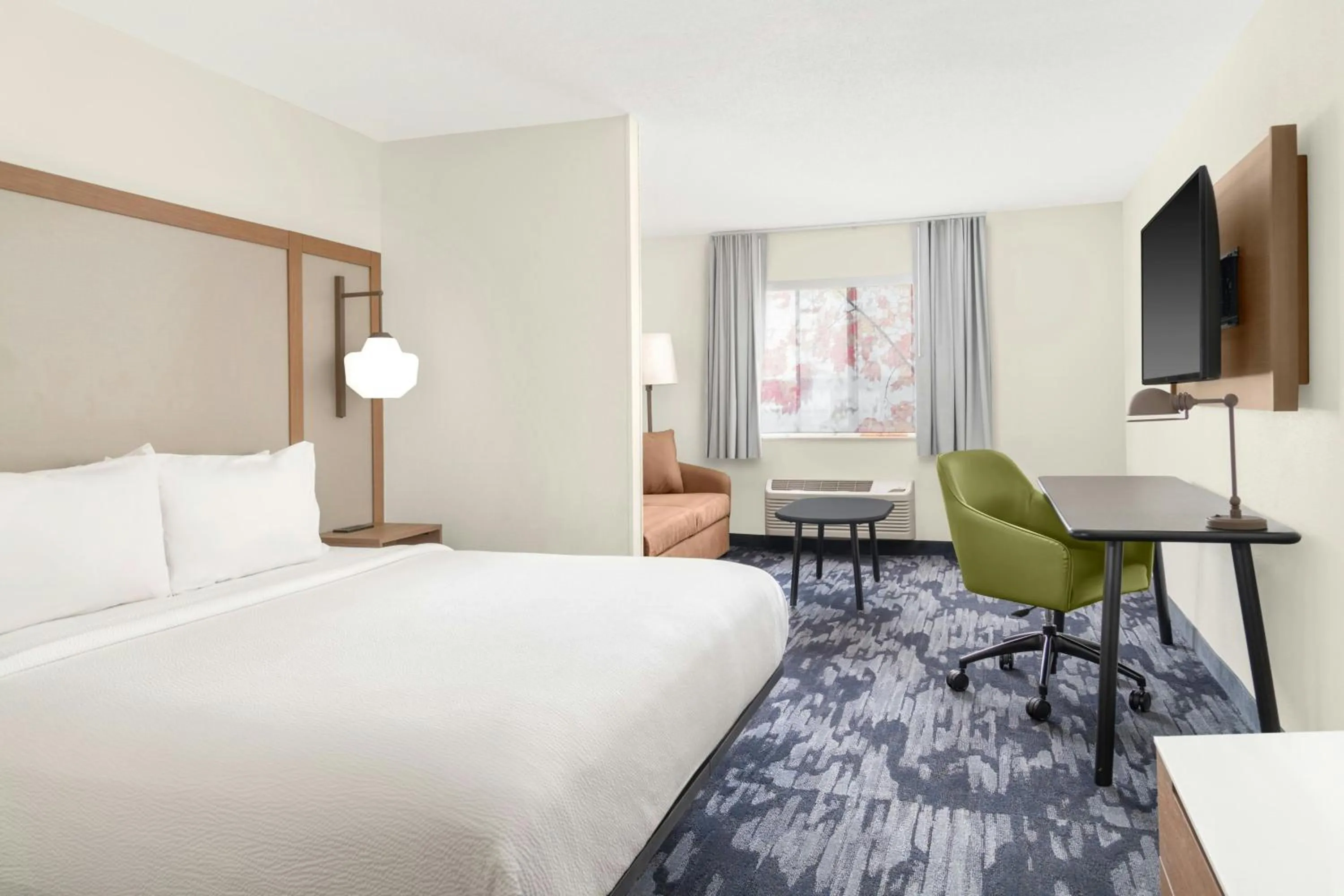 Photo of the whole room, Bed in Fairfield Inn & Suites Jackson