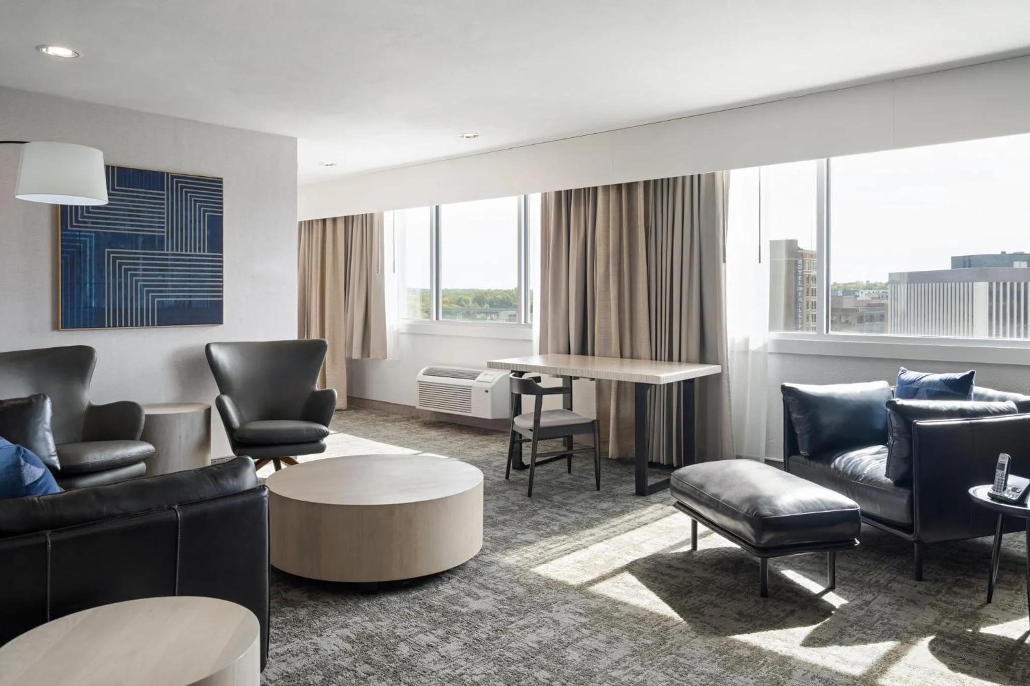 Photo of the whole room in Holiday Inn Sioux Falls-City Center by IHG