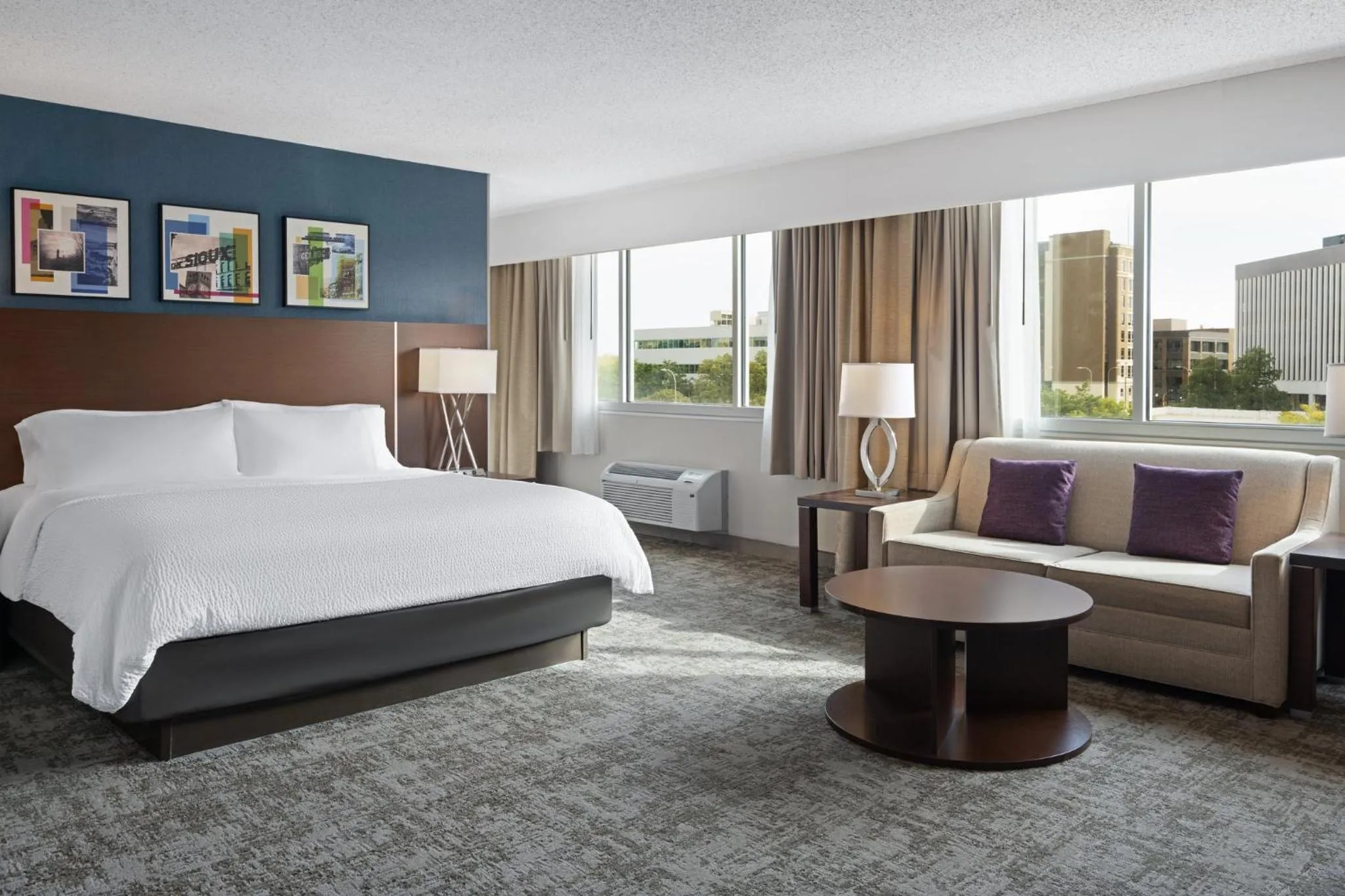 Photo of the whole room, Bed in Holiday Inn Sioux Falls-City Center by IHG