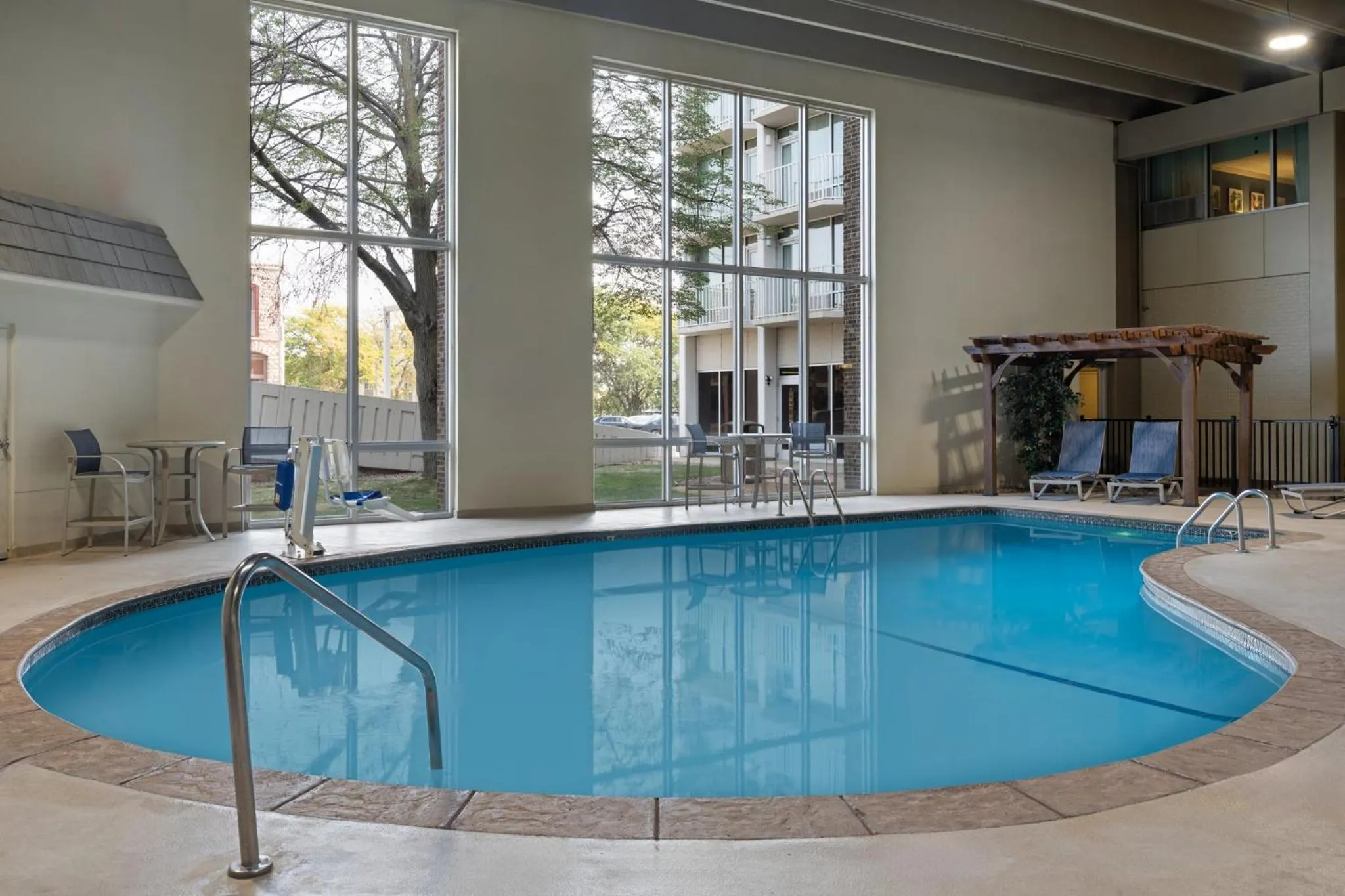 Swimming pool in Holiday Inn Sioux Falls-City Center by IHG