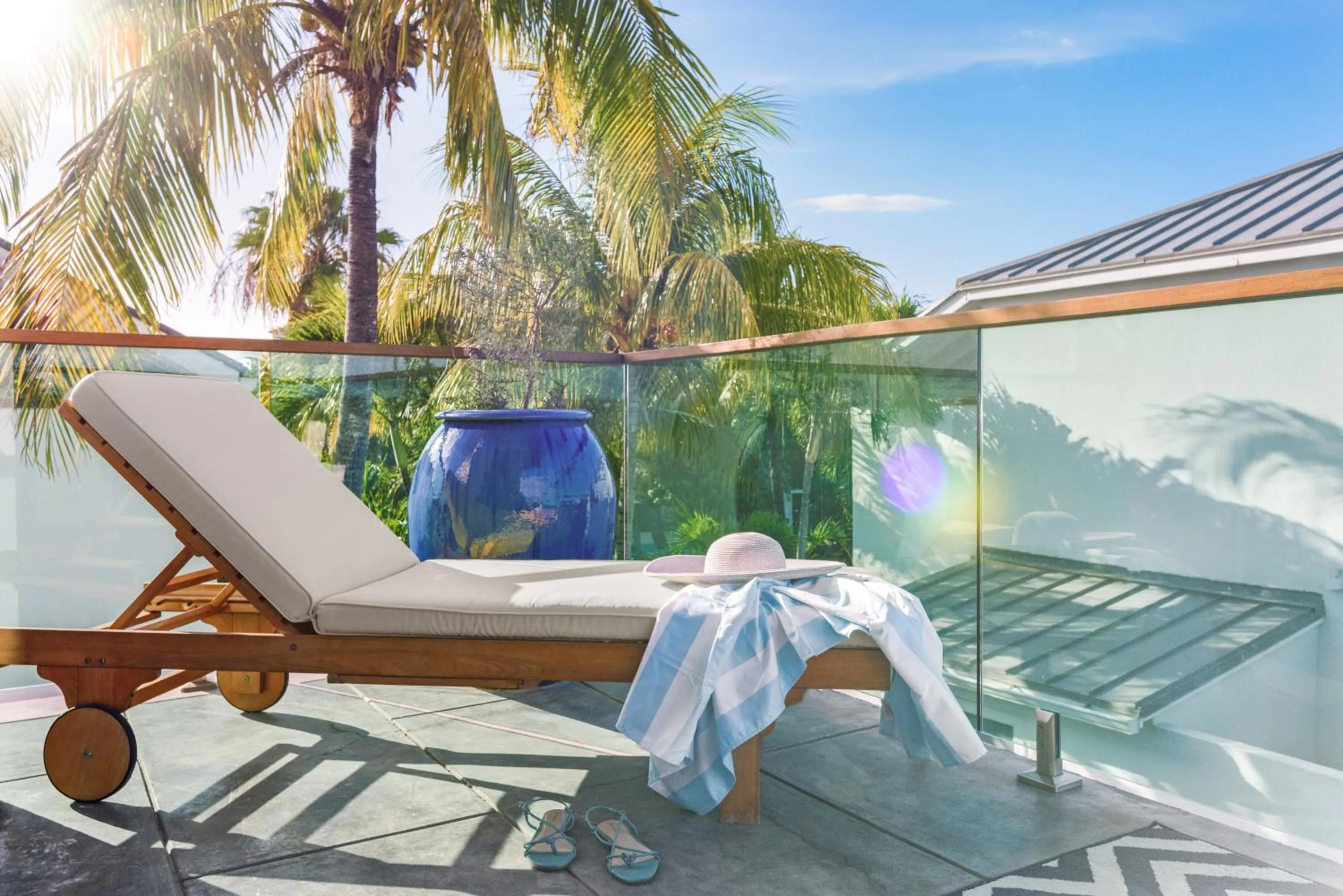 Balcony/Terrace in The Oasis at Grace Bay