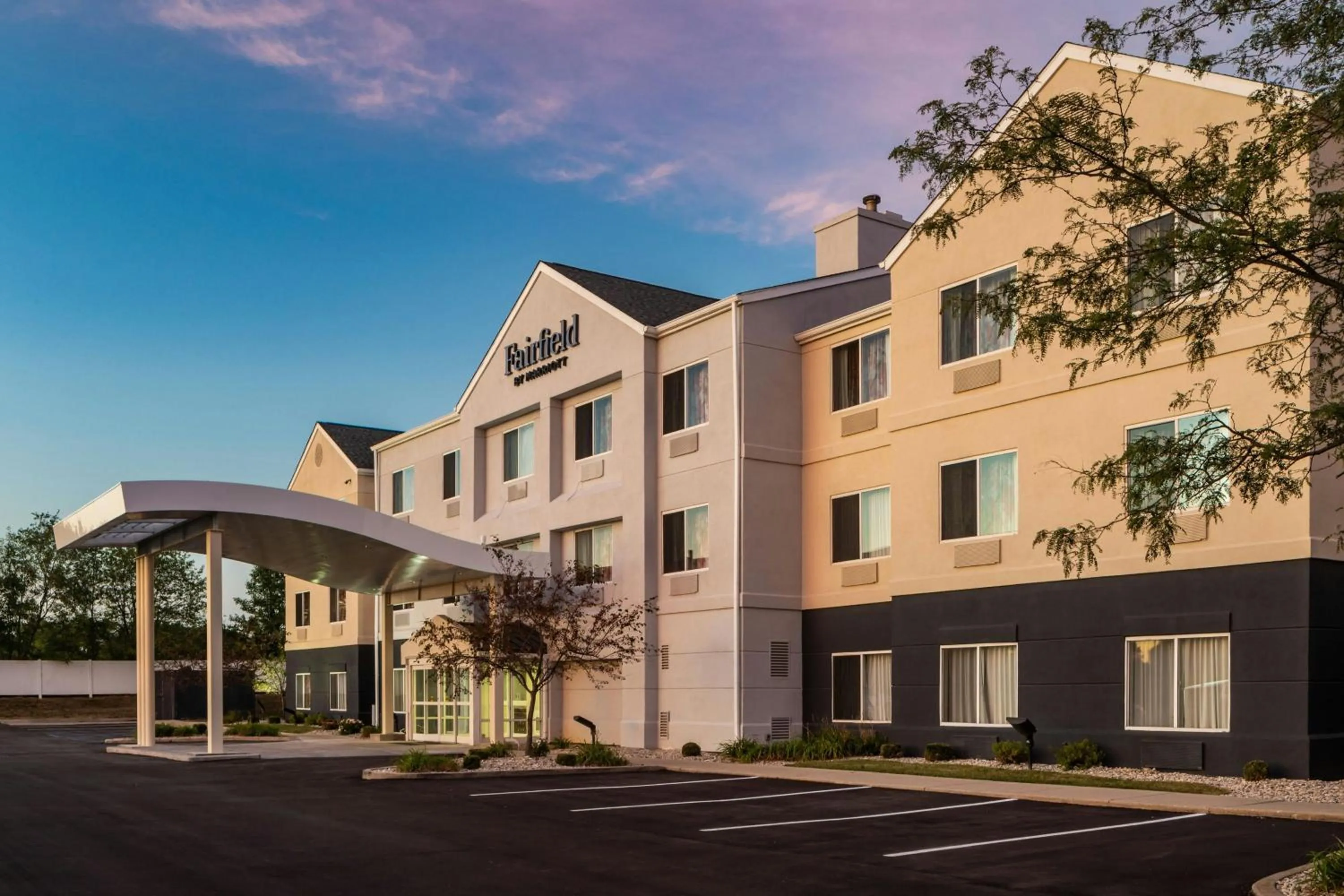 Property building in Fairfield Inn by Marriott Richmond