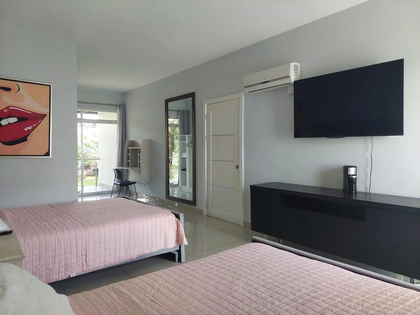 Bed in Hotel PZ Country Club & Conference Center