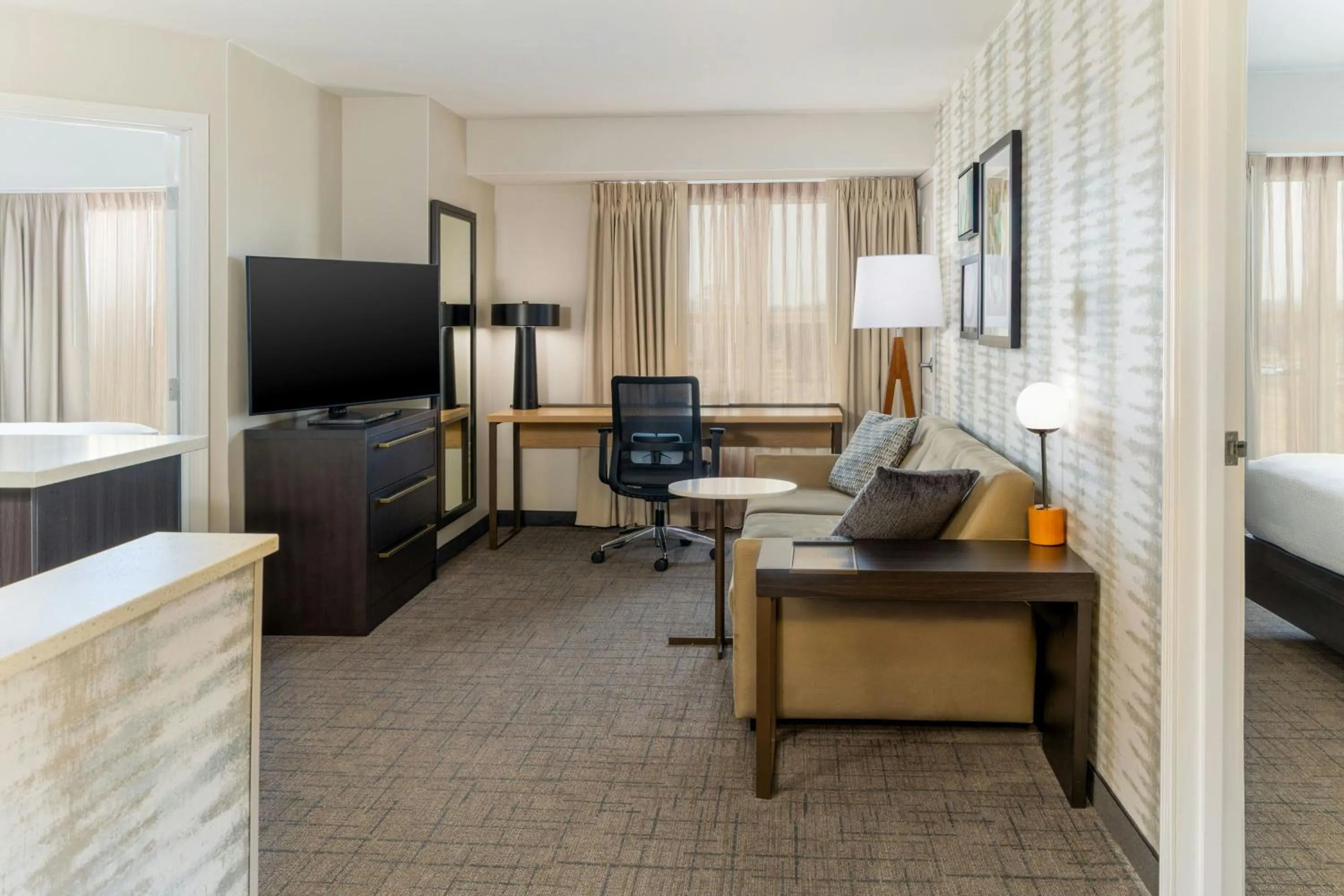 Living room, Bed in Residence Inn Dayton North