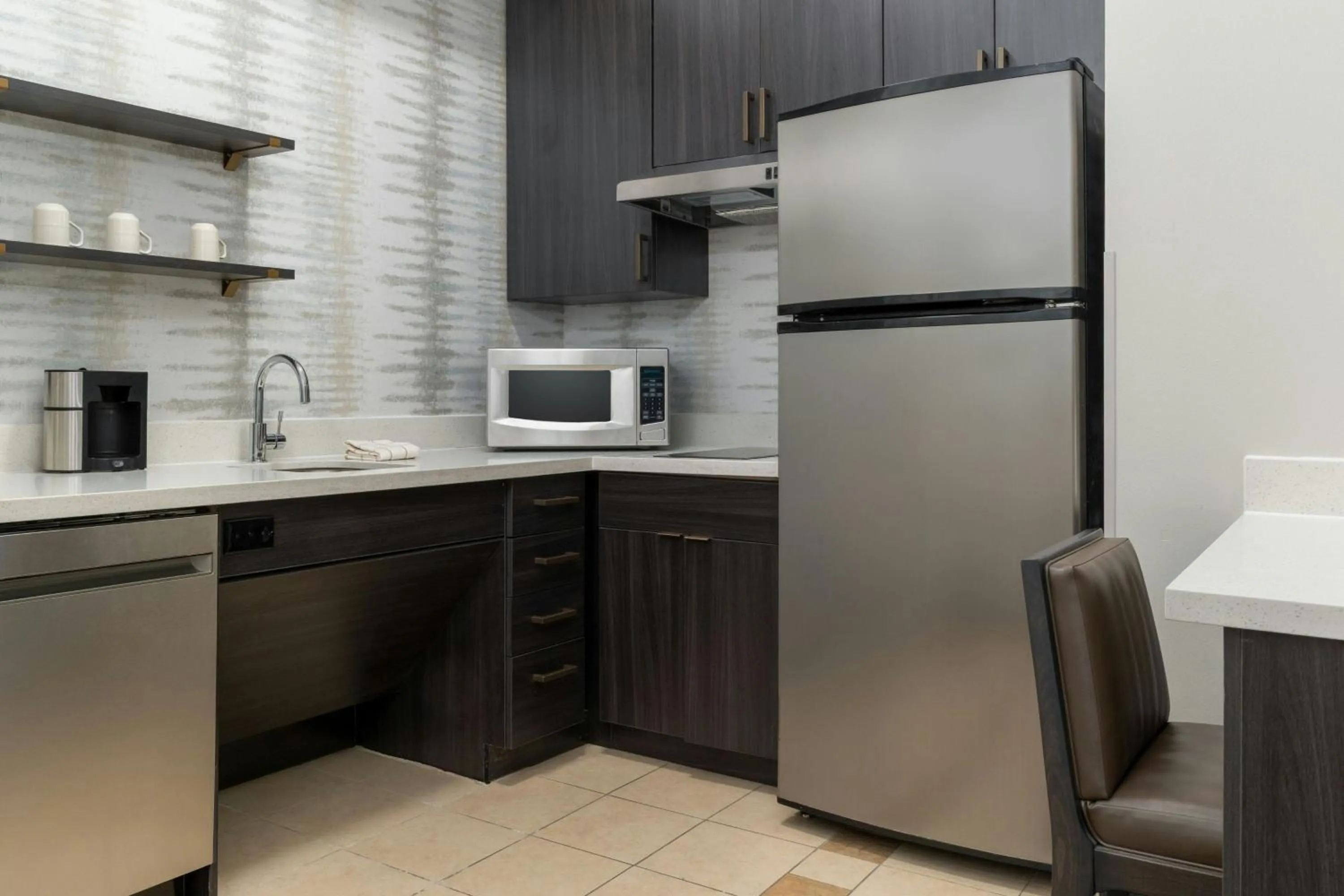 Kitchen or kitchenette in Residence Inn Dayton North