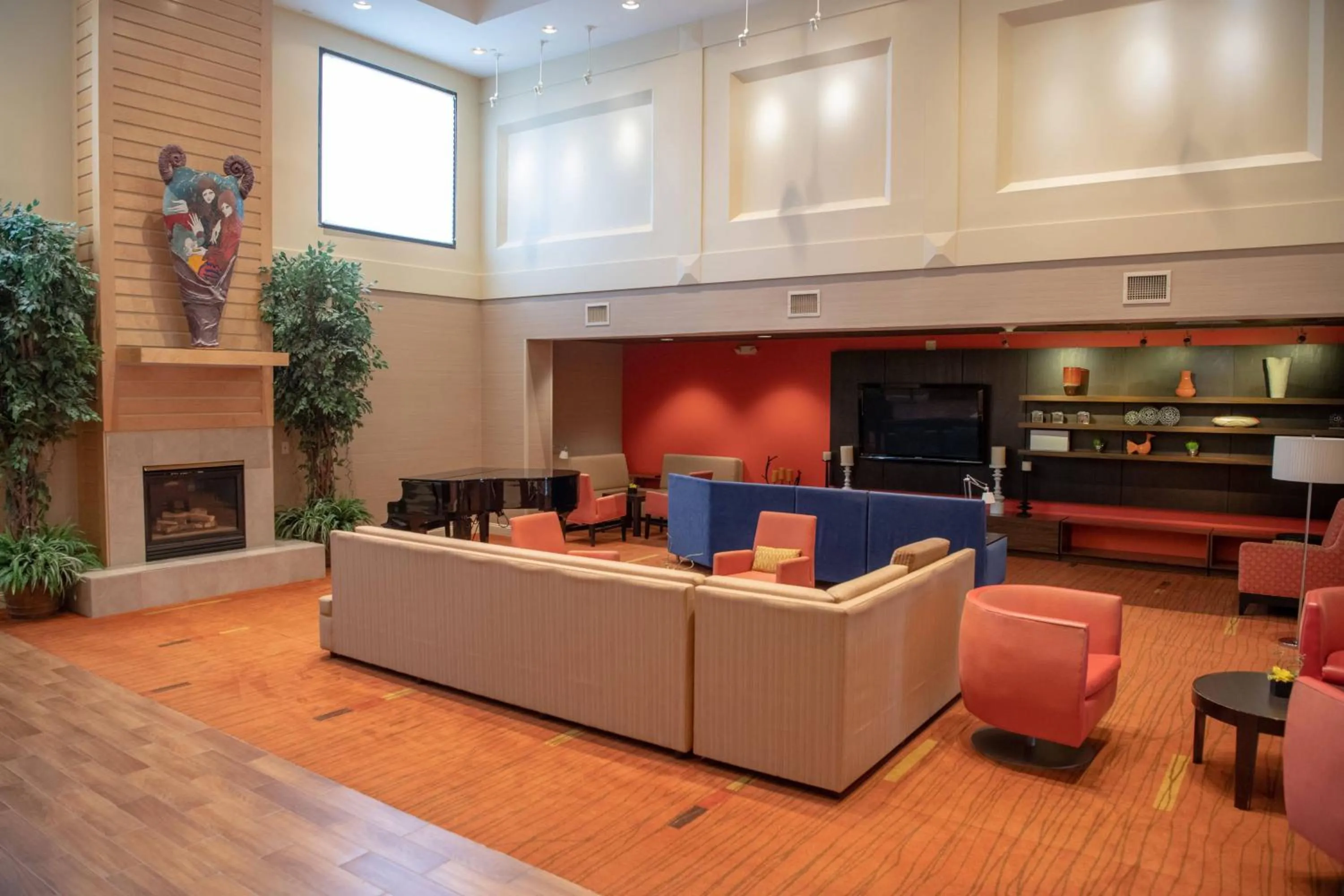 Lobby or reception in Courtyard by Marriott Erie Ambassador Conference Center
