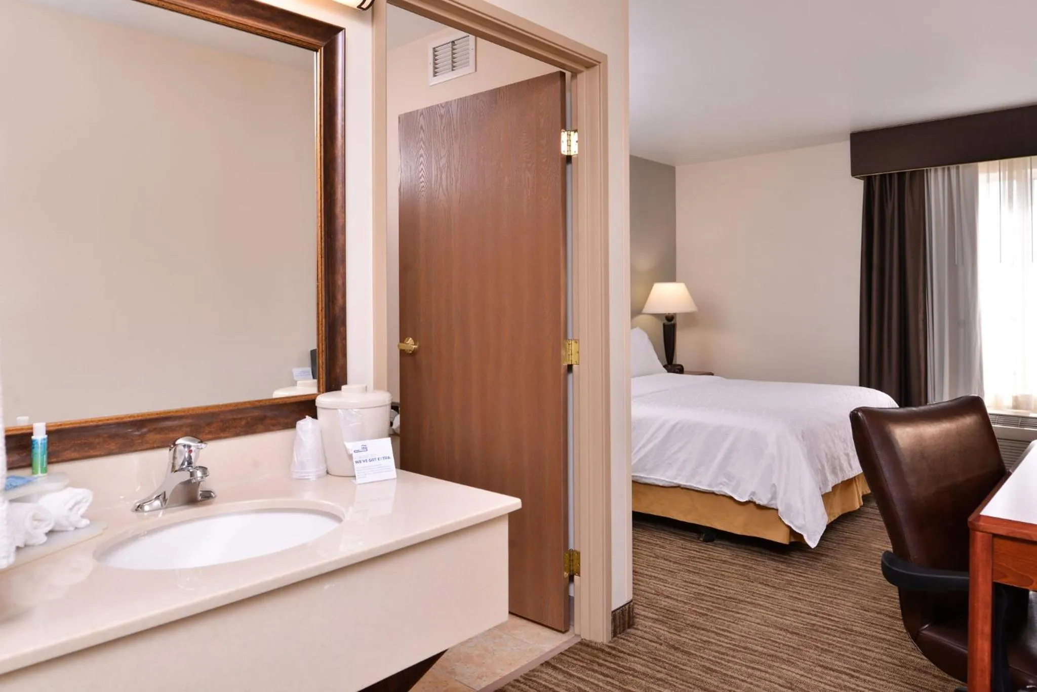 Photo of the whole room, Bed in Holiday Inn Express Hotel & Suites Sioux Falls At Empire Mall by IHG