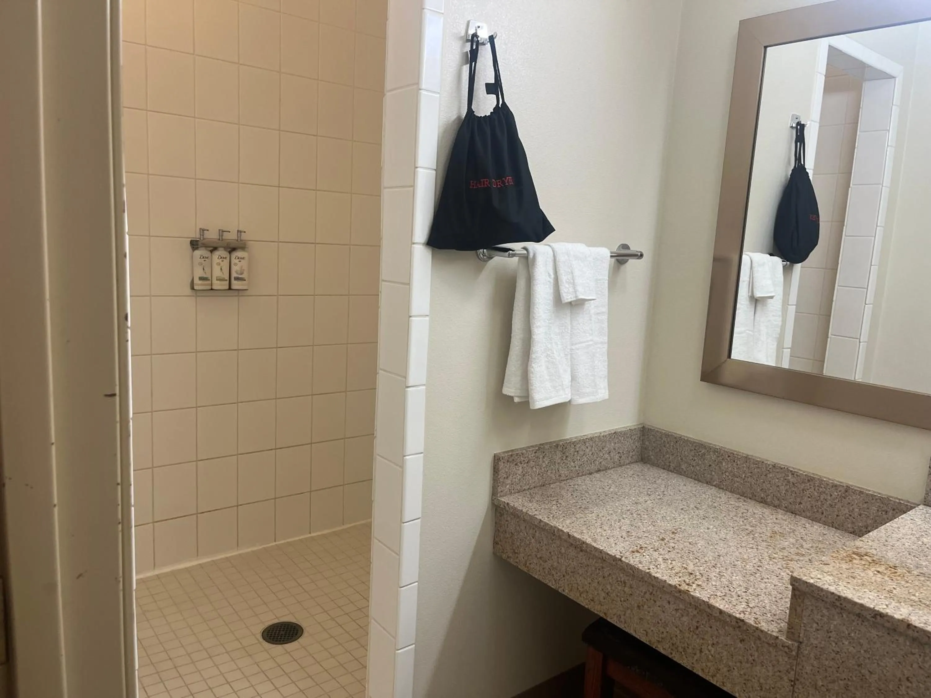 Holiday Inn Express Hotel & Suites Sioux Falls At Empire Mall by IHG