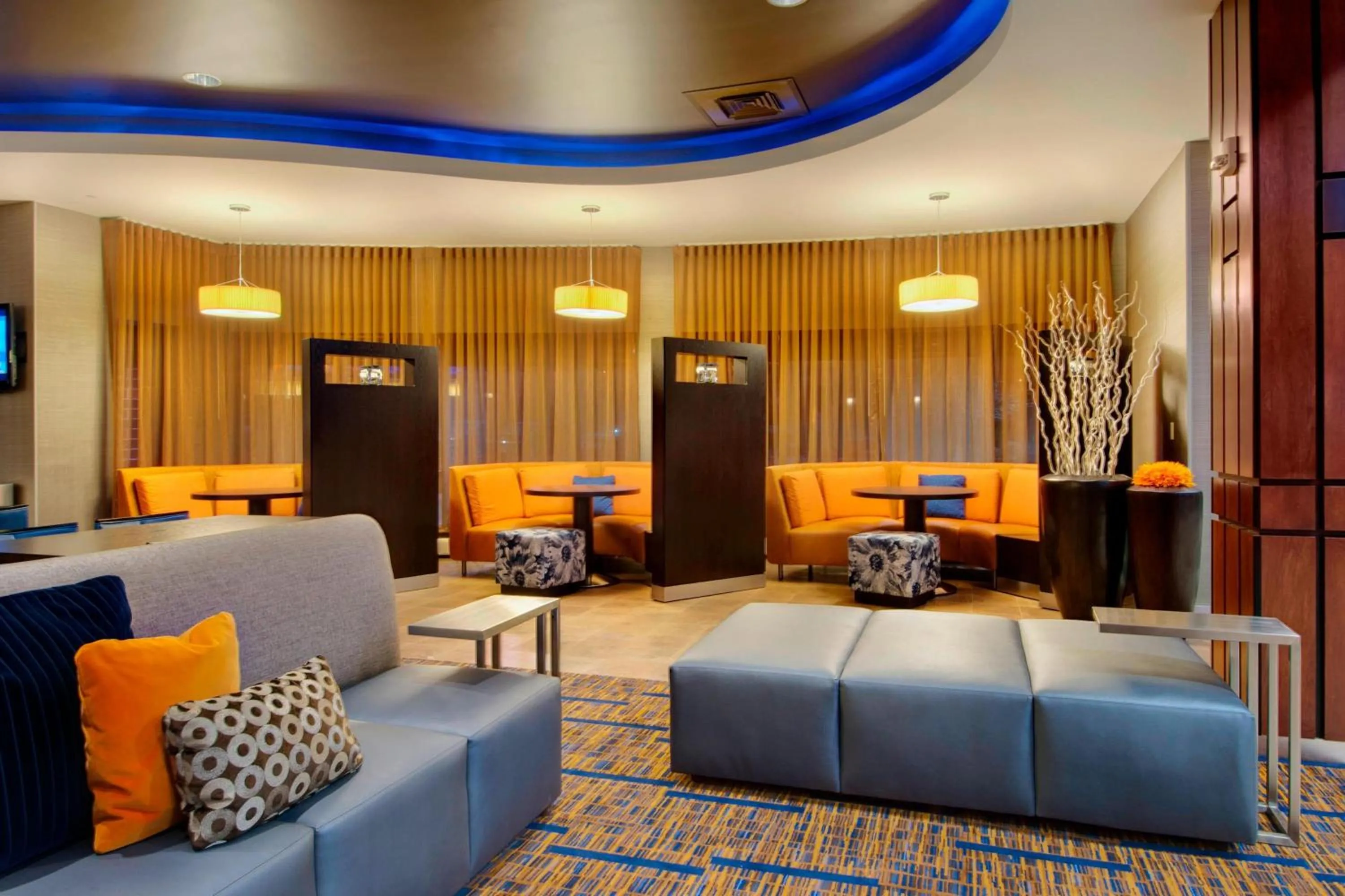 Restaurant/places to eat in Courtyard by Marriott Madison East