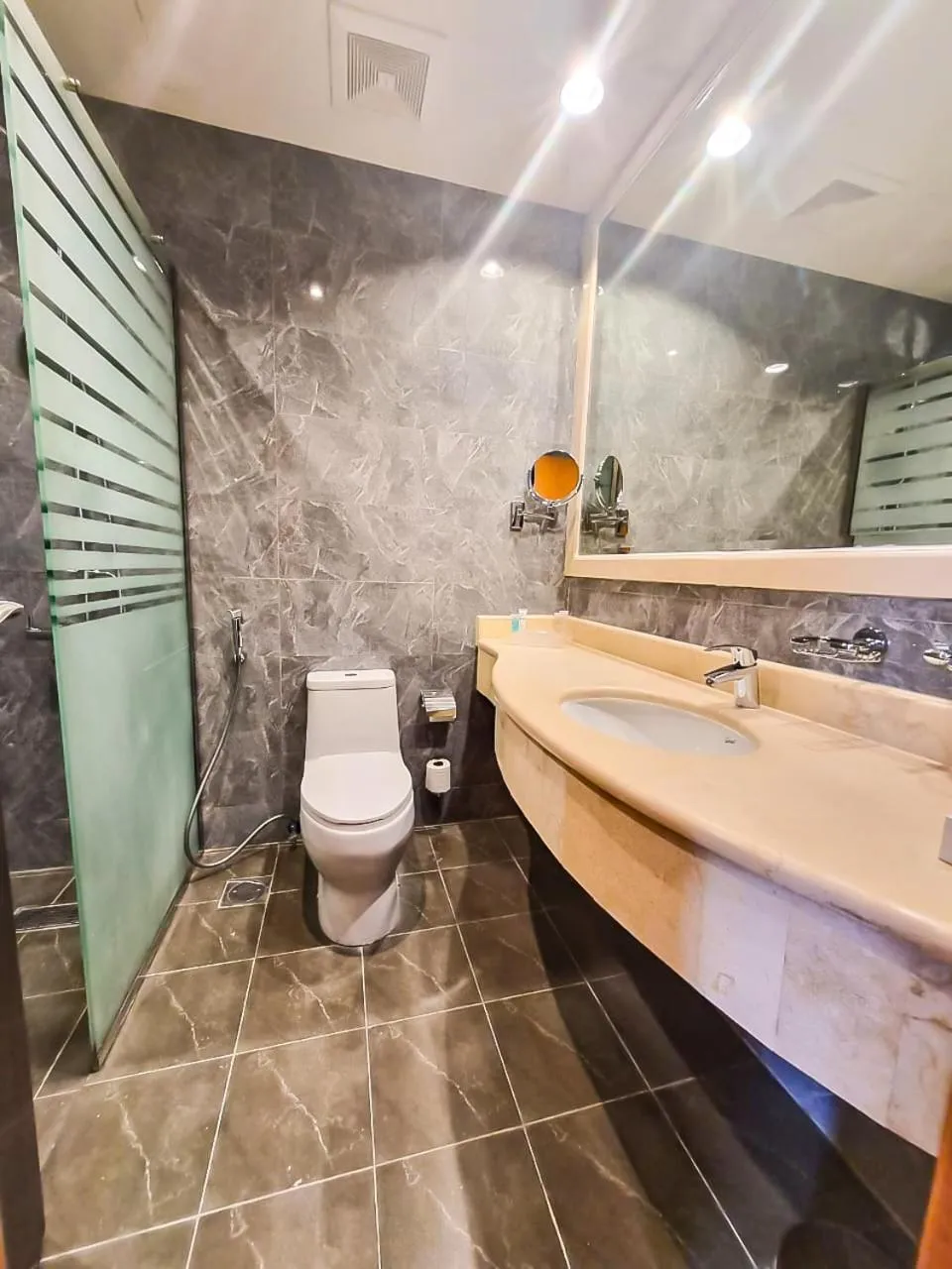 Bathroom in Mena Holiday Beach Resort Half Moon