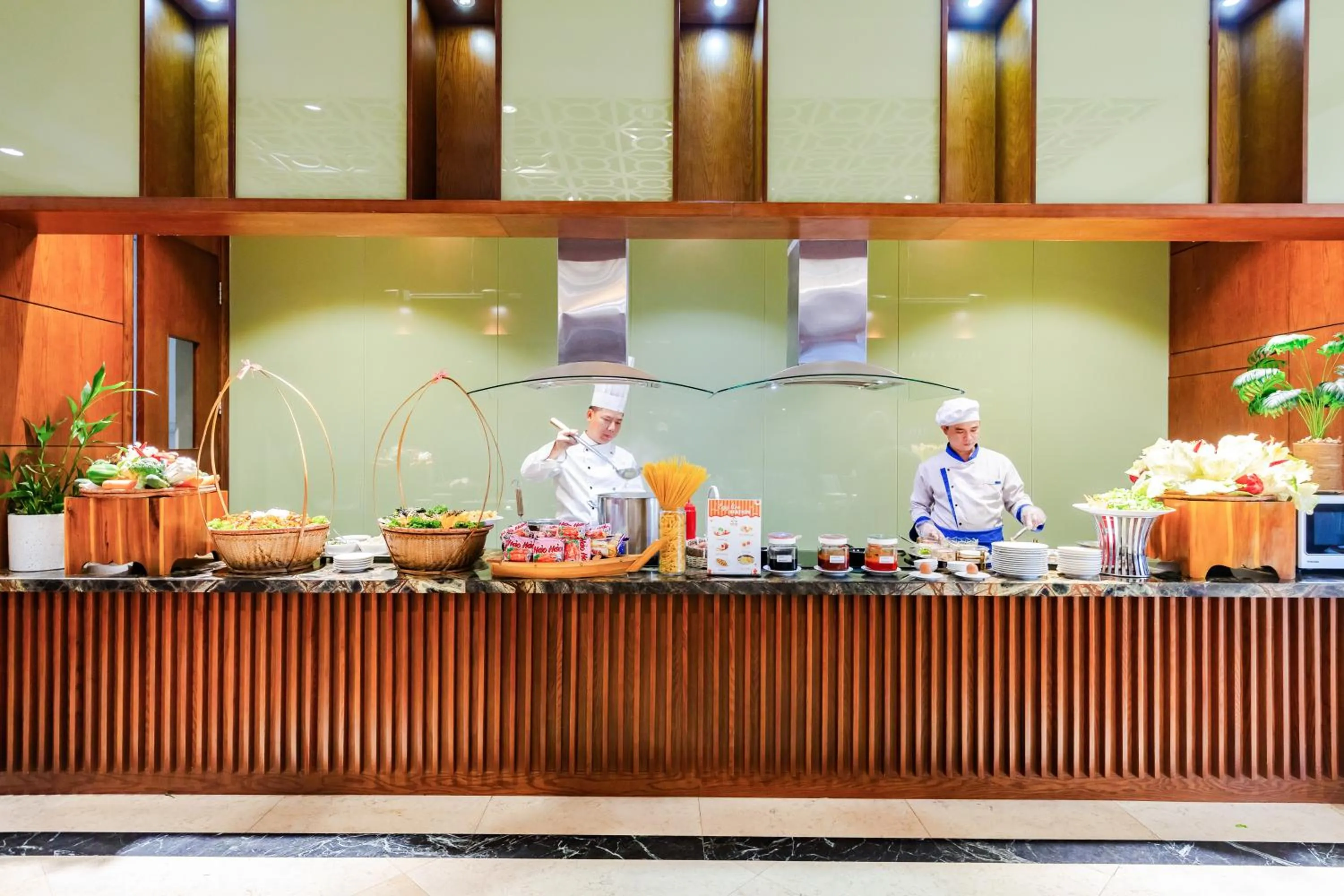 Breakfast in Pearl River Hotel