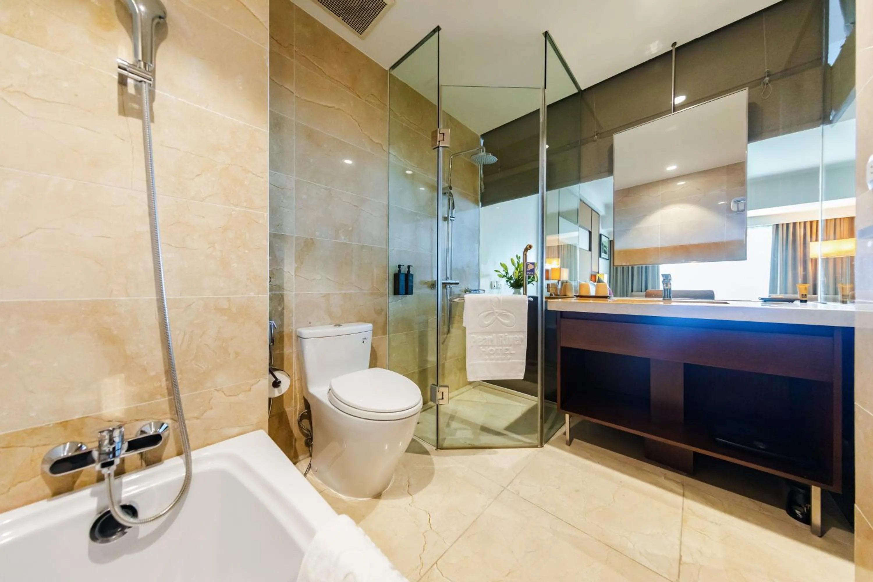 Bathroom in Pearl River Hotel