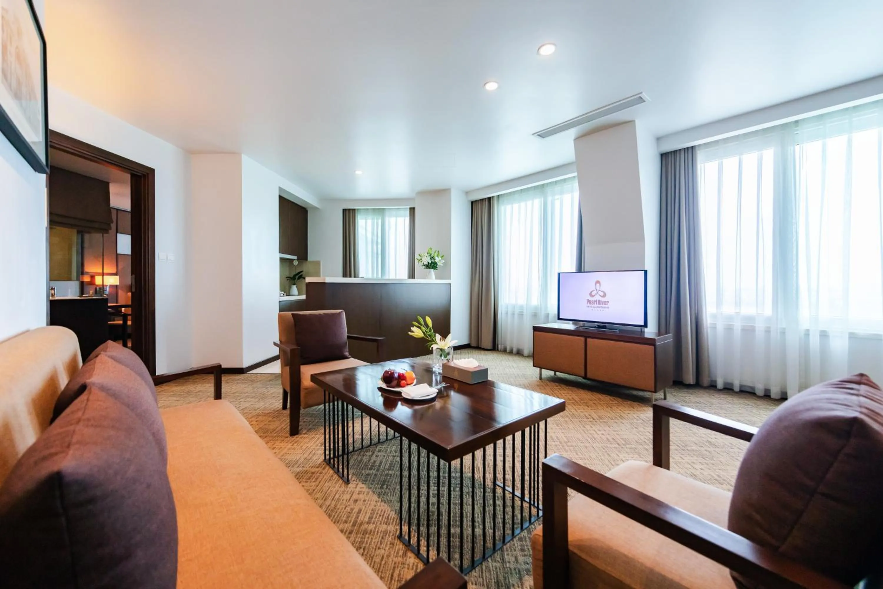 Living room in Pearl River Hotel