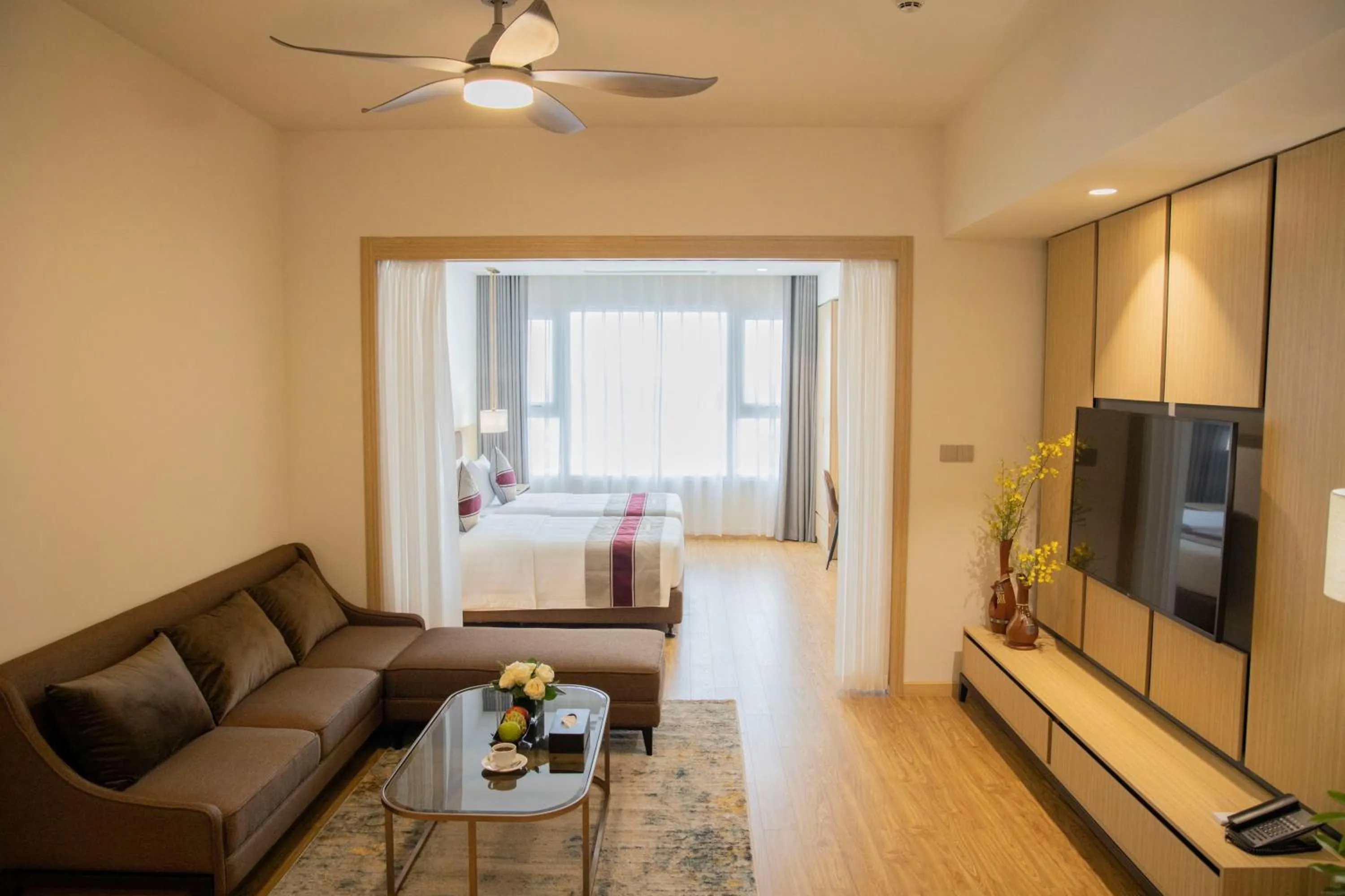 Photo of the whole room in Pearl River Hotel