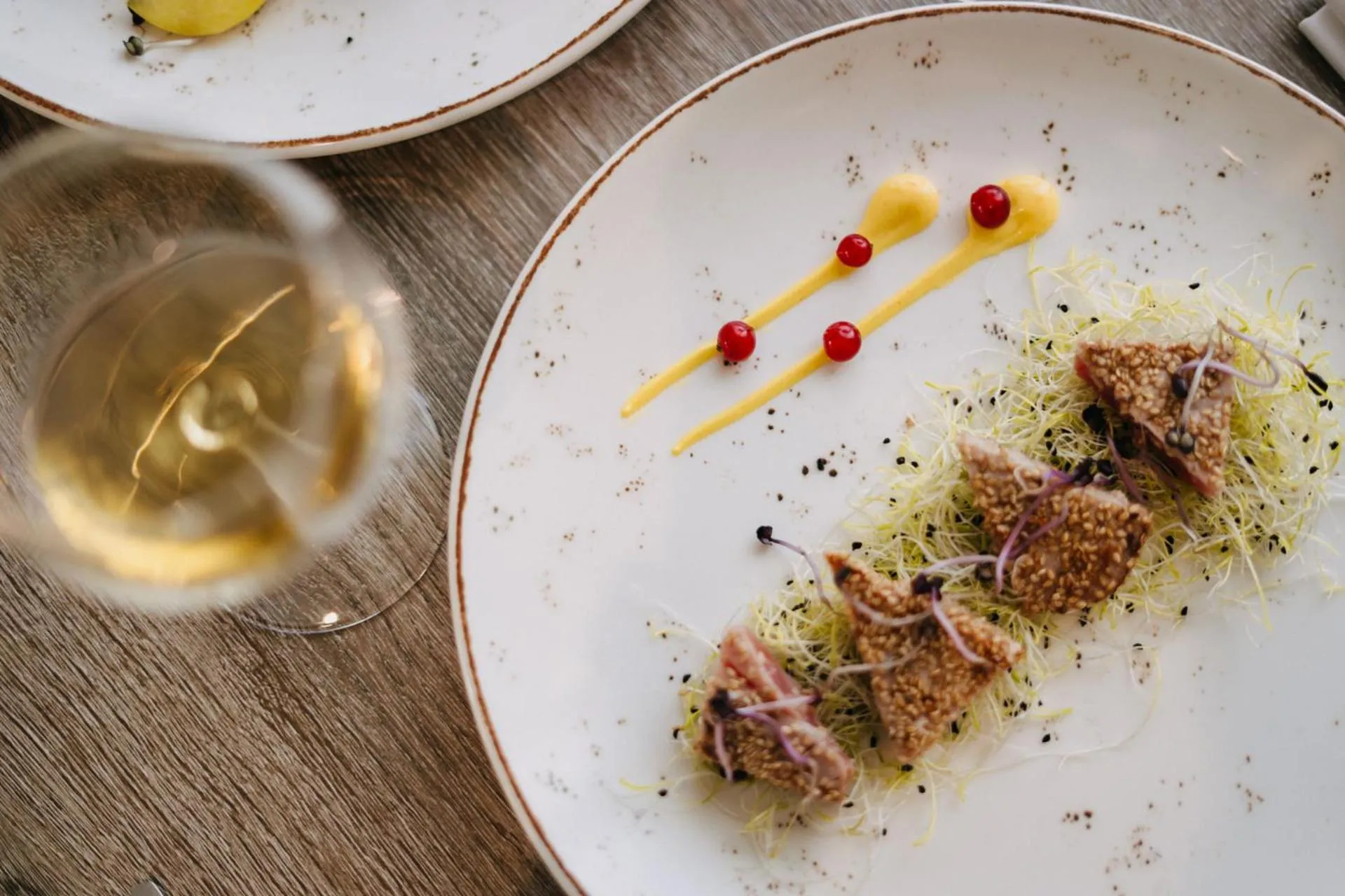 Restaurant/places to eat in Hotel Lalla Beauty & Relax