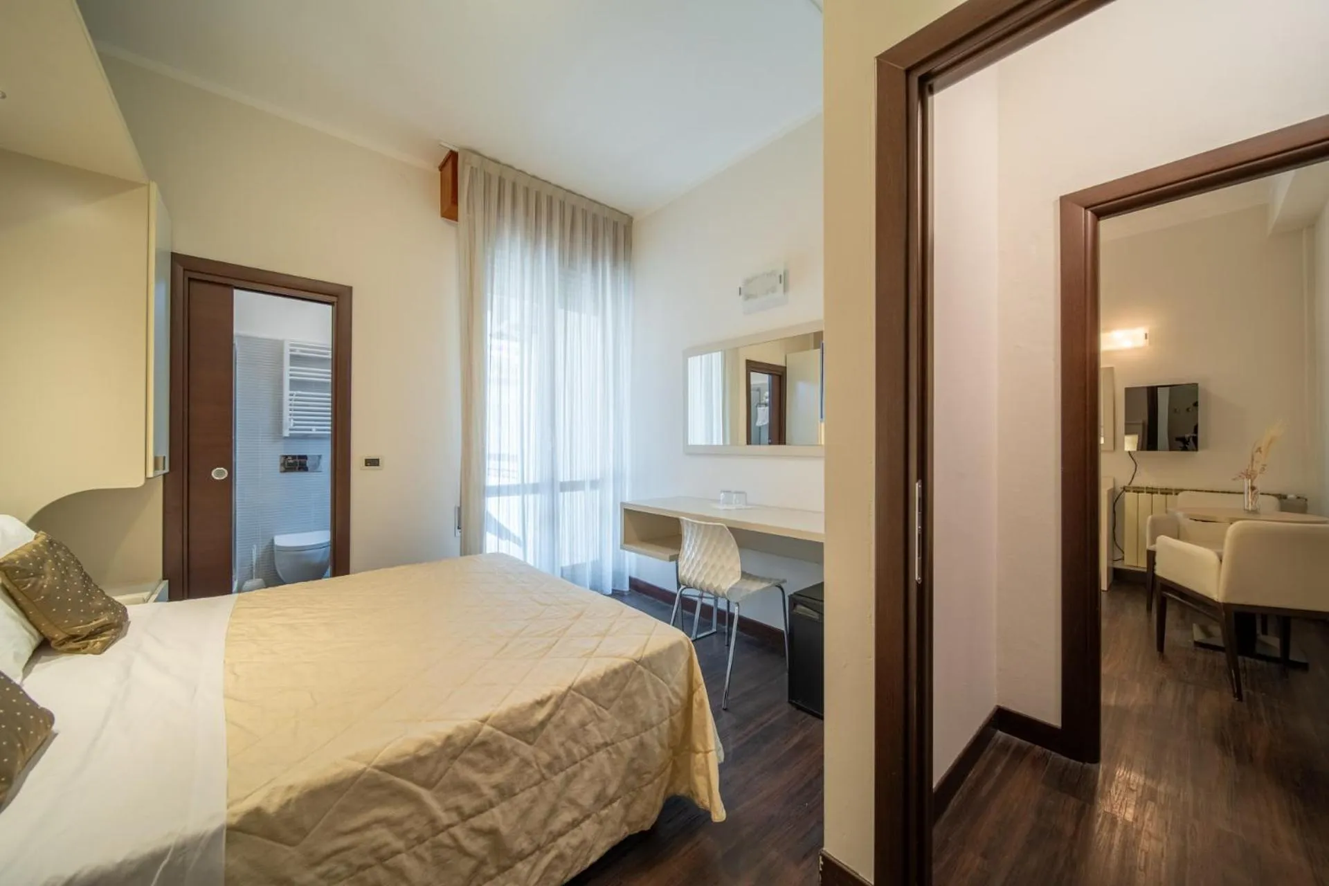 Bedroom, Bed in Hotel Lalla Beauty & Relax