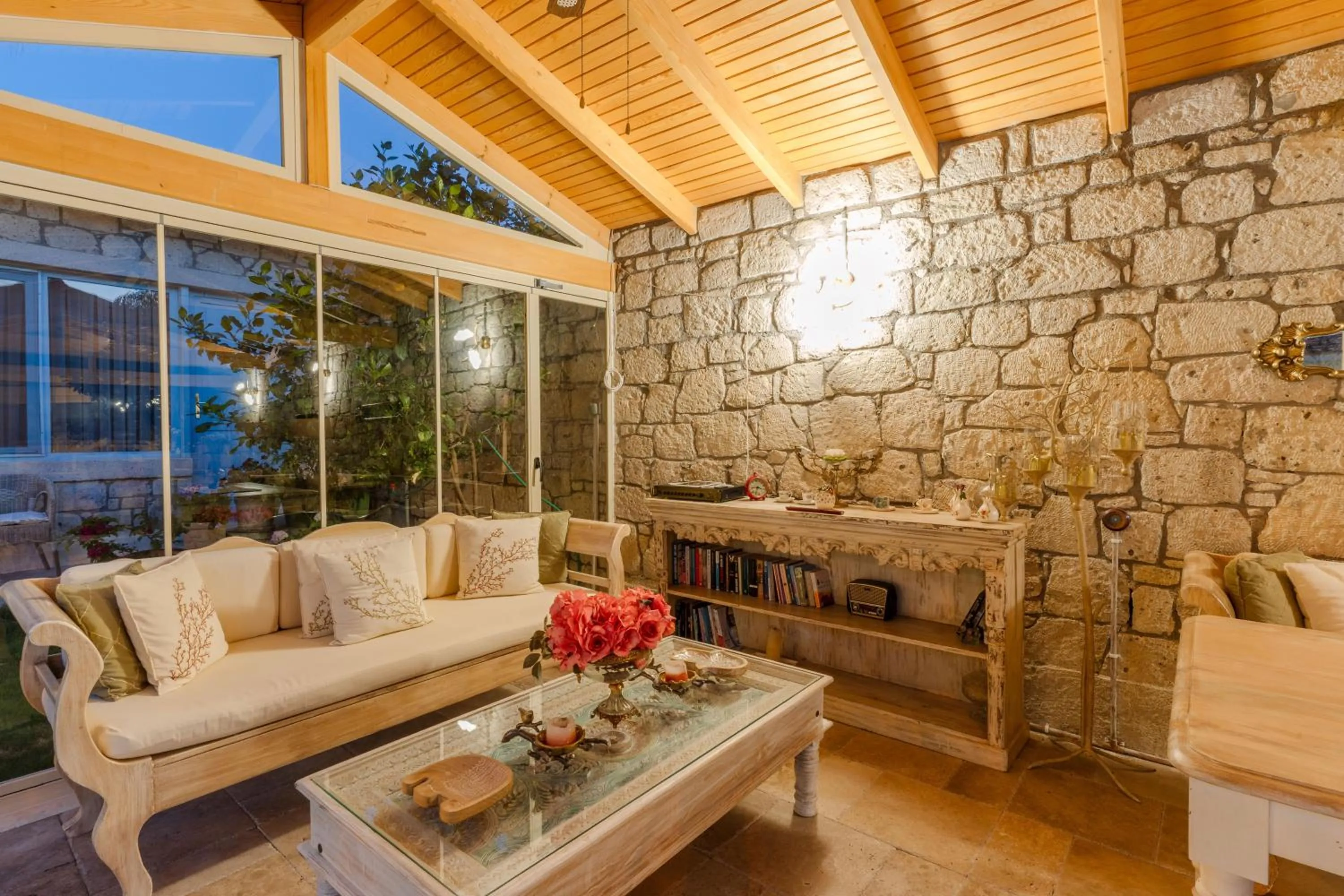 Restaurant/places to eat in Villa Fora Hotel