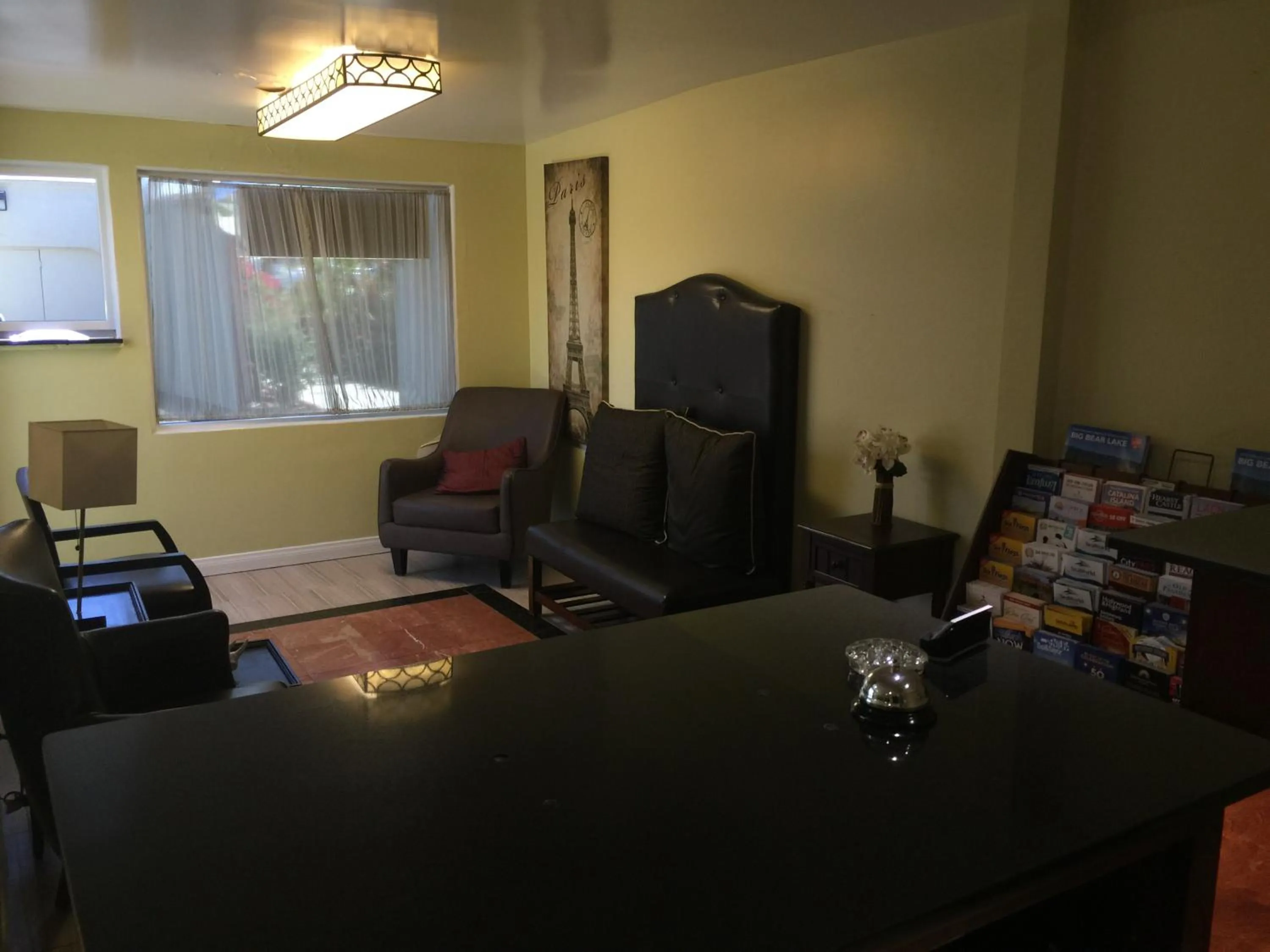 Day in El Royale Hotel - Near Universal Studios Hollywood