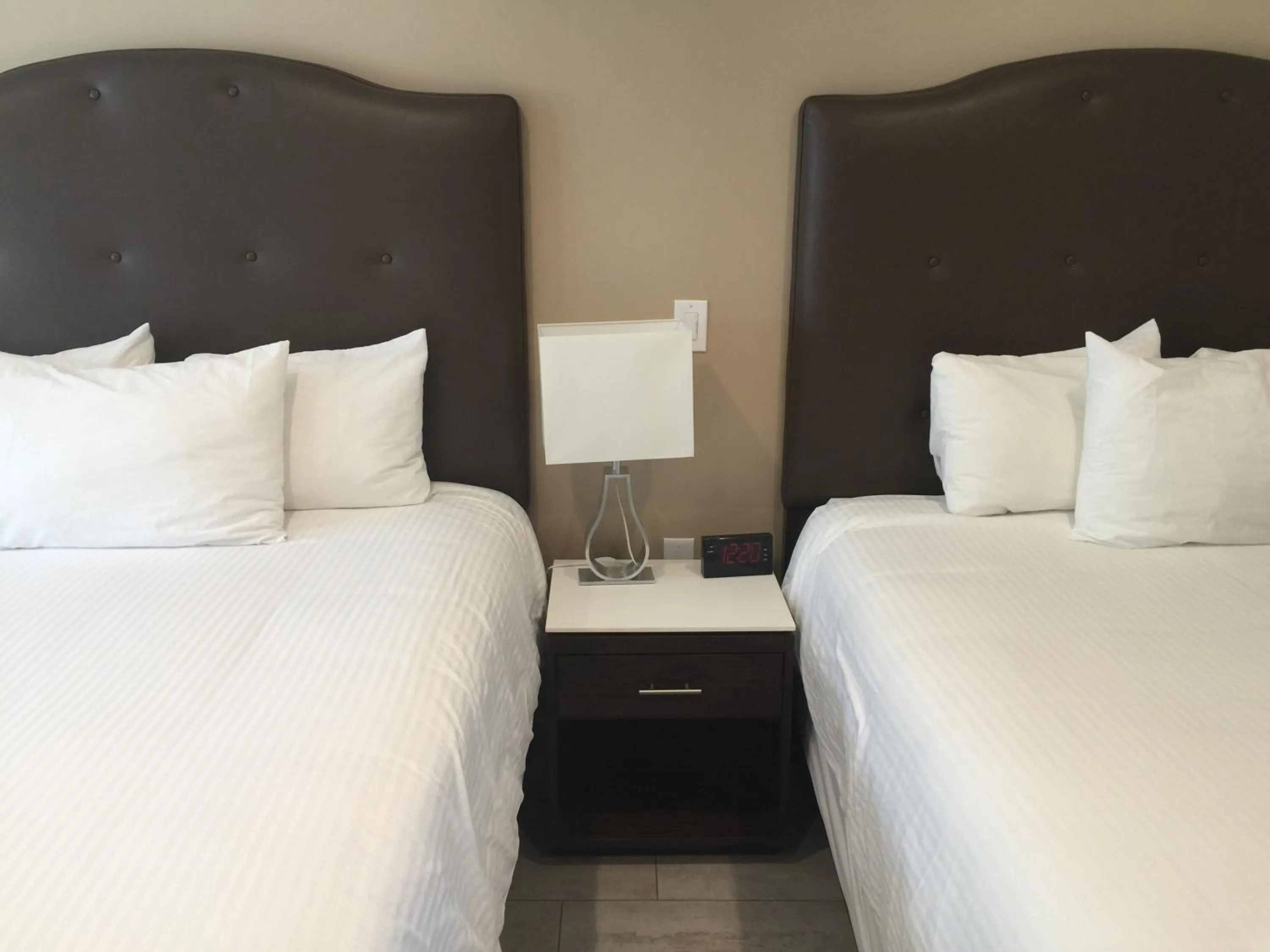 Decorative detail, Bed in El Royale Hotel - Near Universal Studios Hollywood