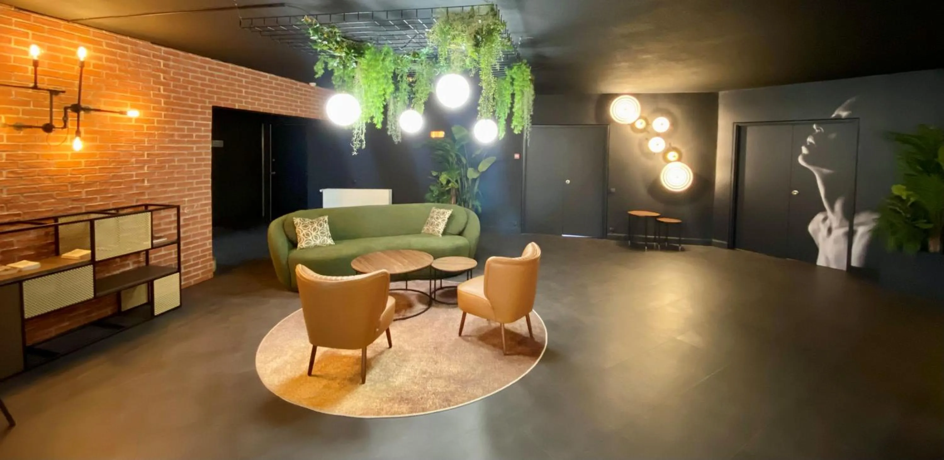 Lobby or reception in Tulip Inn Beaune