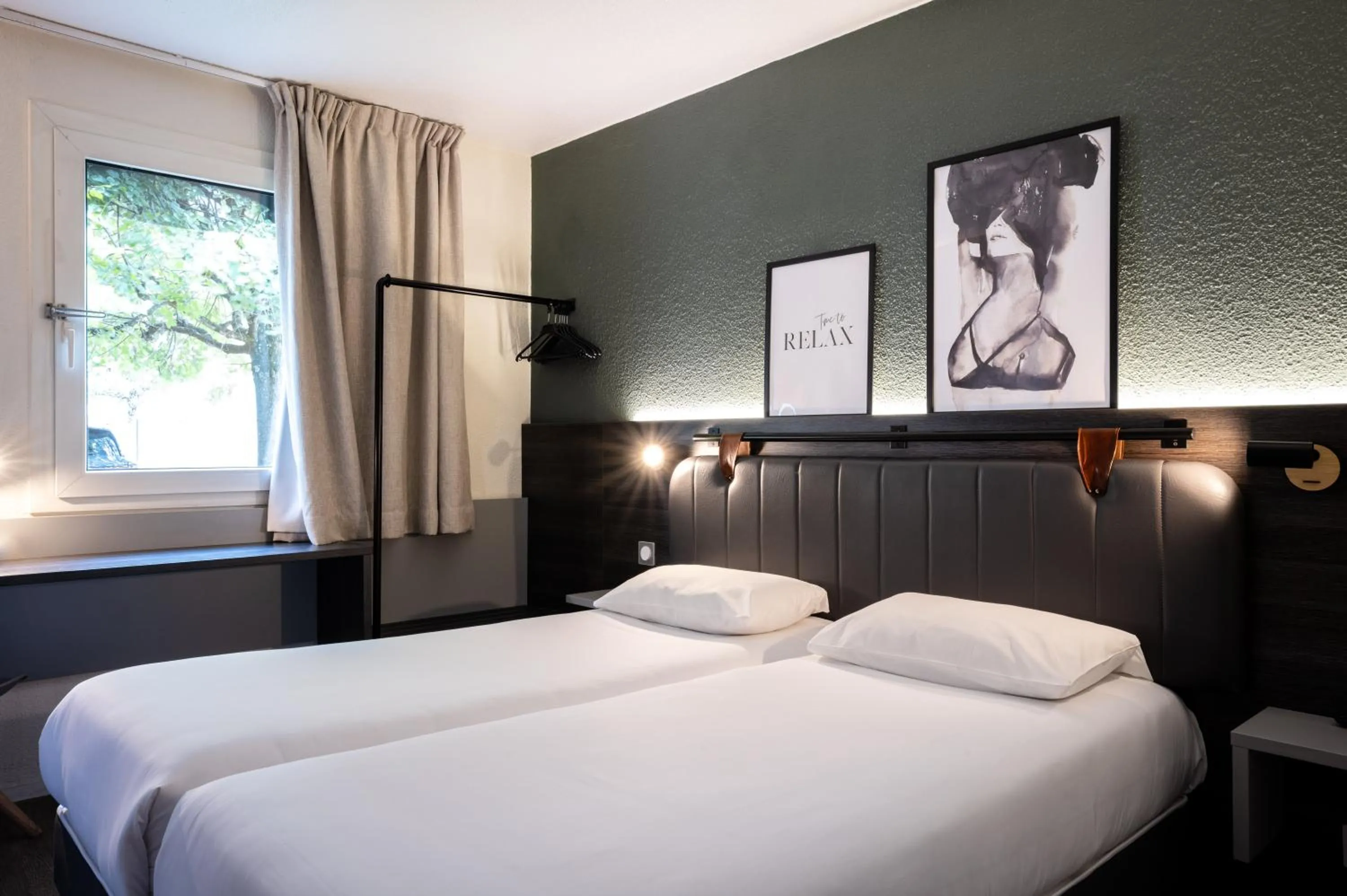 Bed in Tulip Inn Beaune