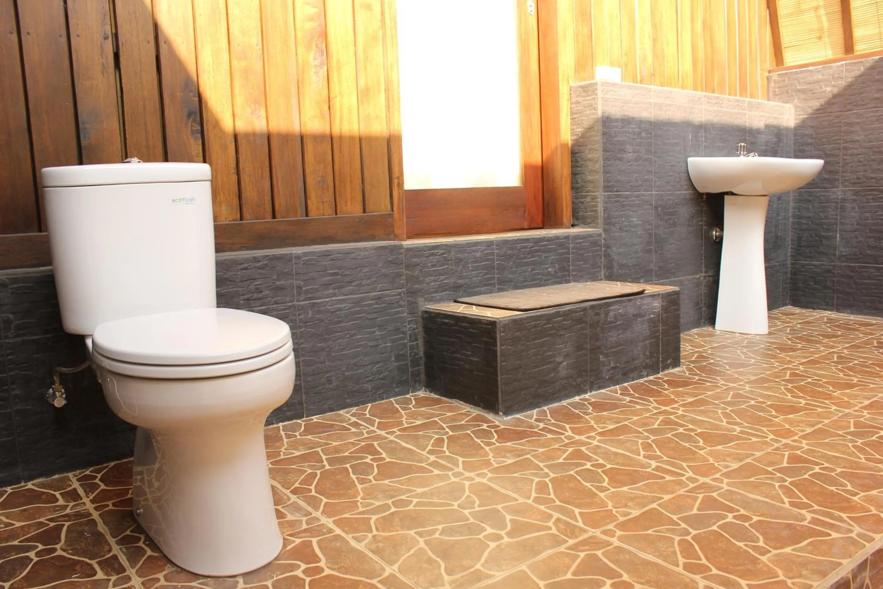 Bathroom in Melati Cottage