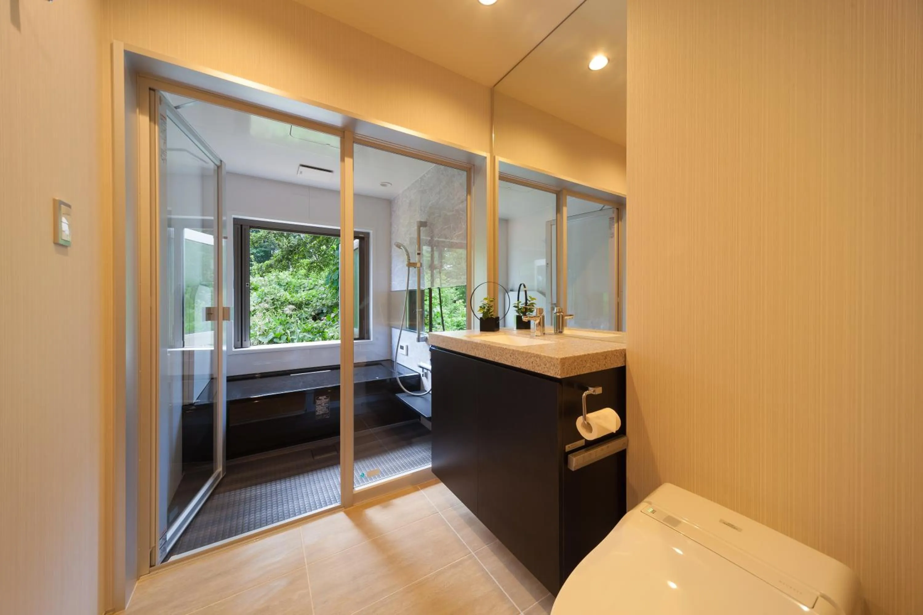 Bathroom in Solar Chalets by HHG