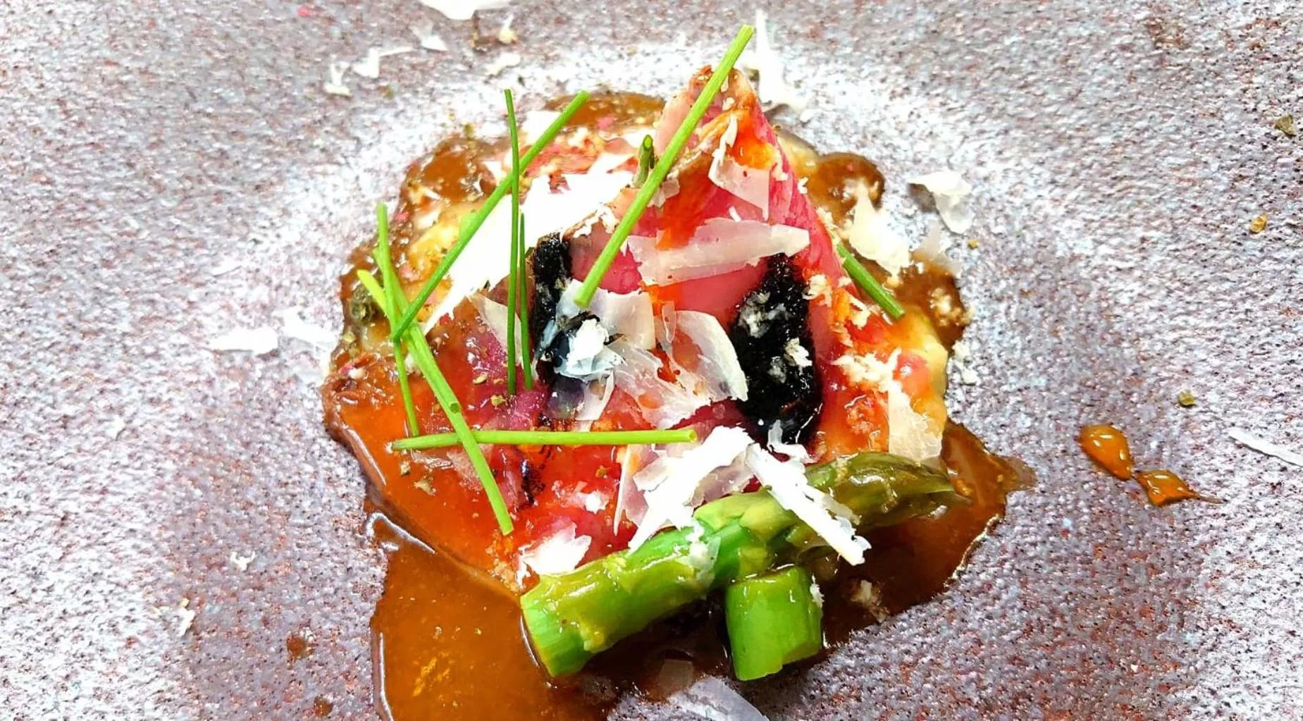 Food and drinks in Phoenix Hotel by HHG