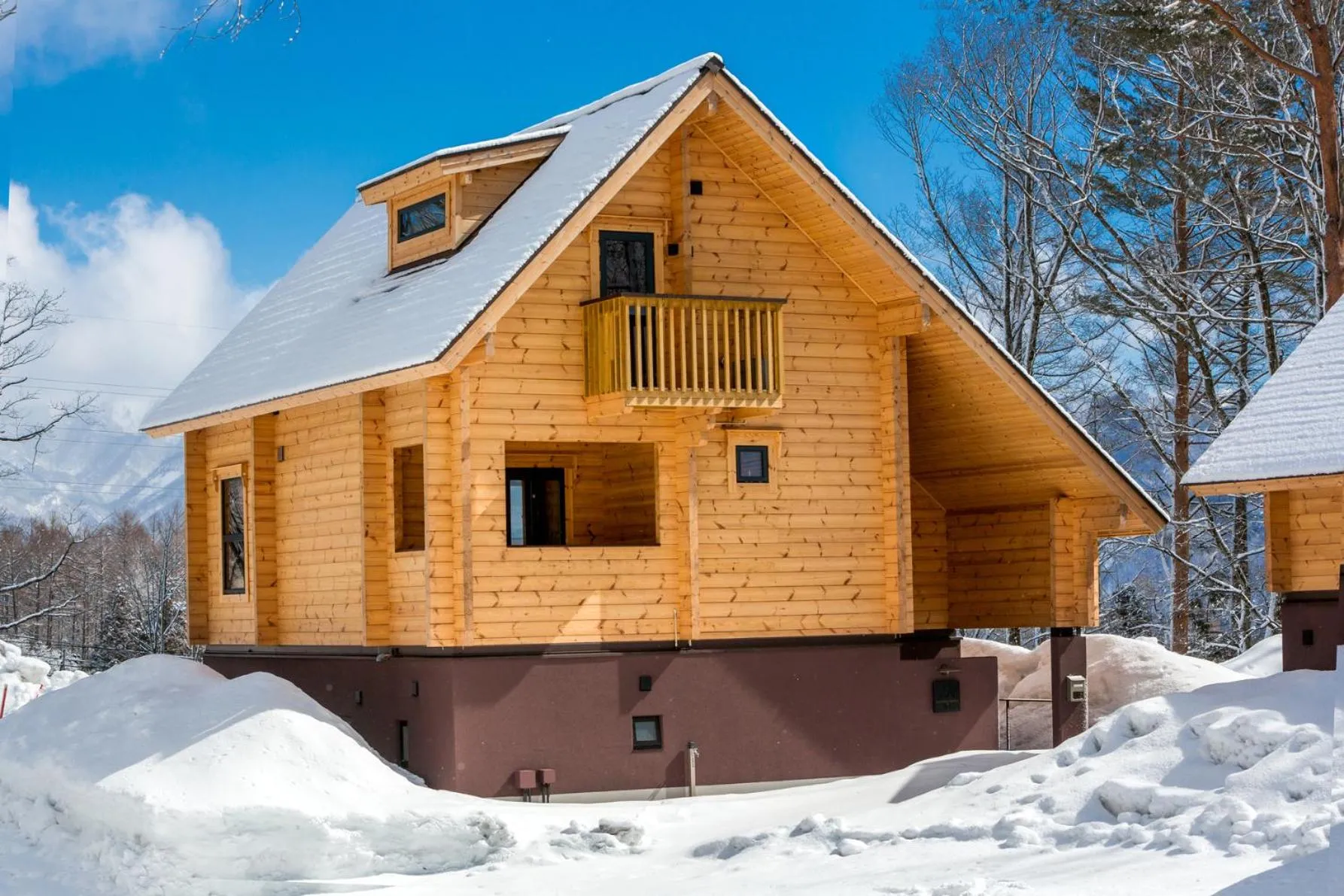 Property building in Wadano Woods by HHG