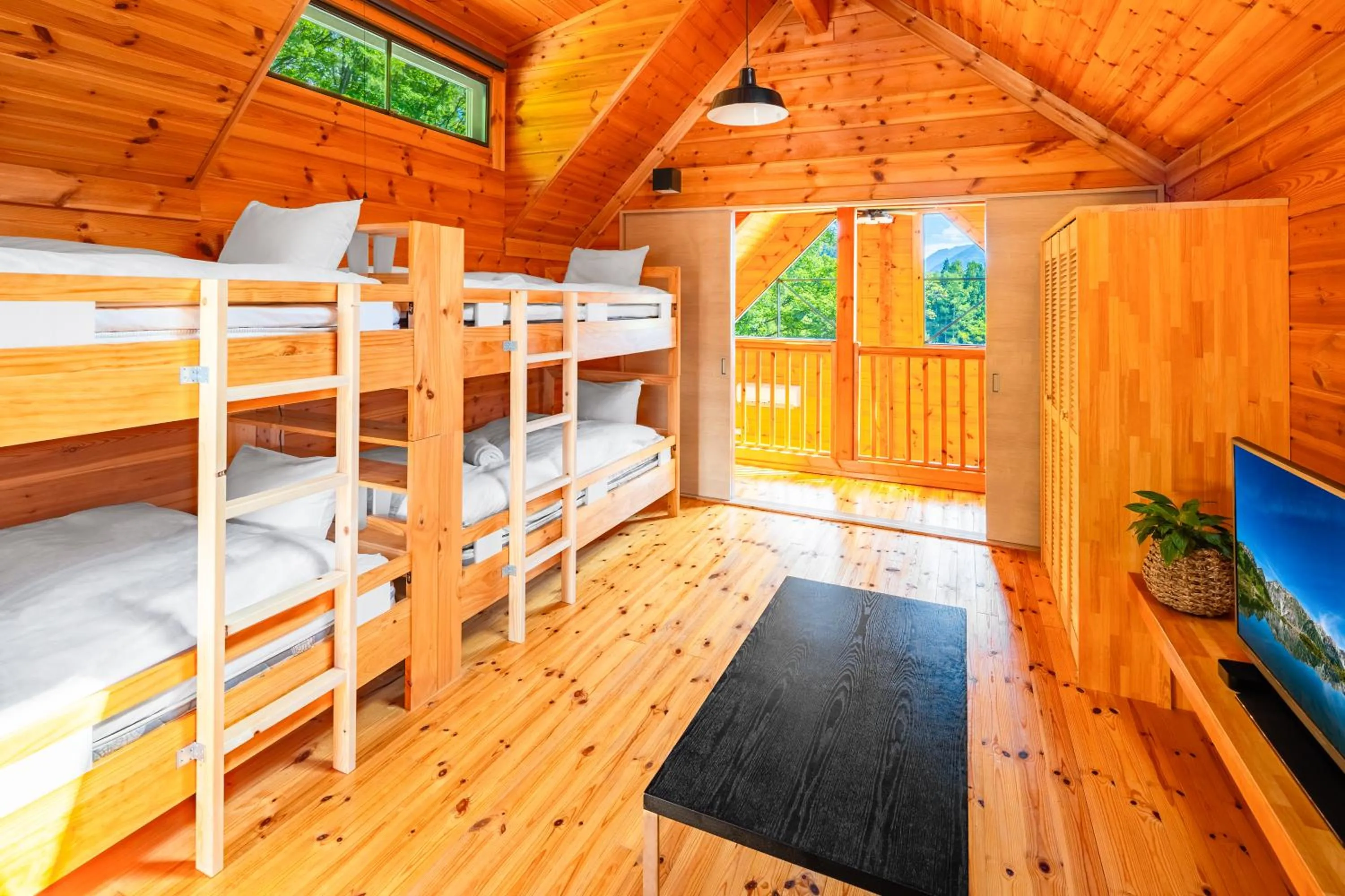 bunk bed, Bed in Wadano Woods by HHG
