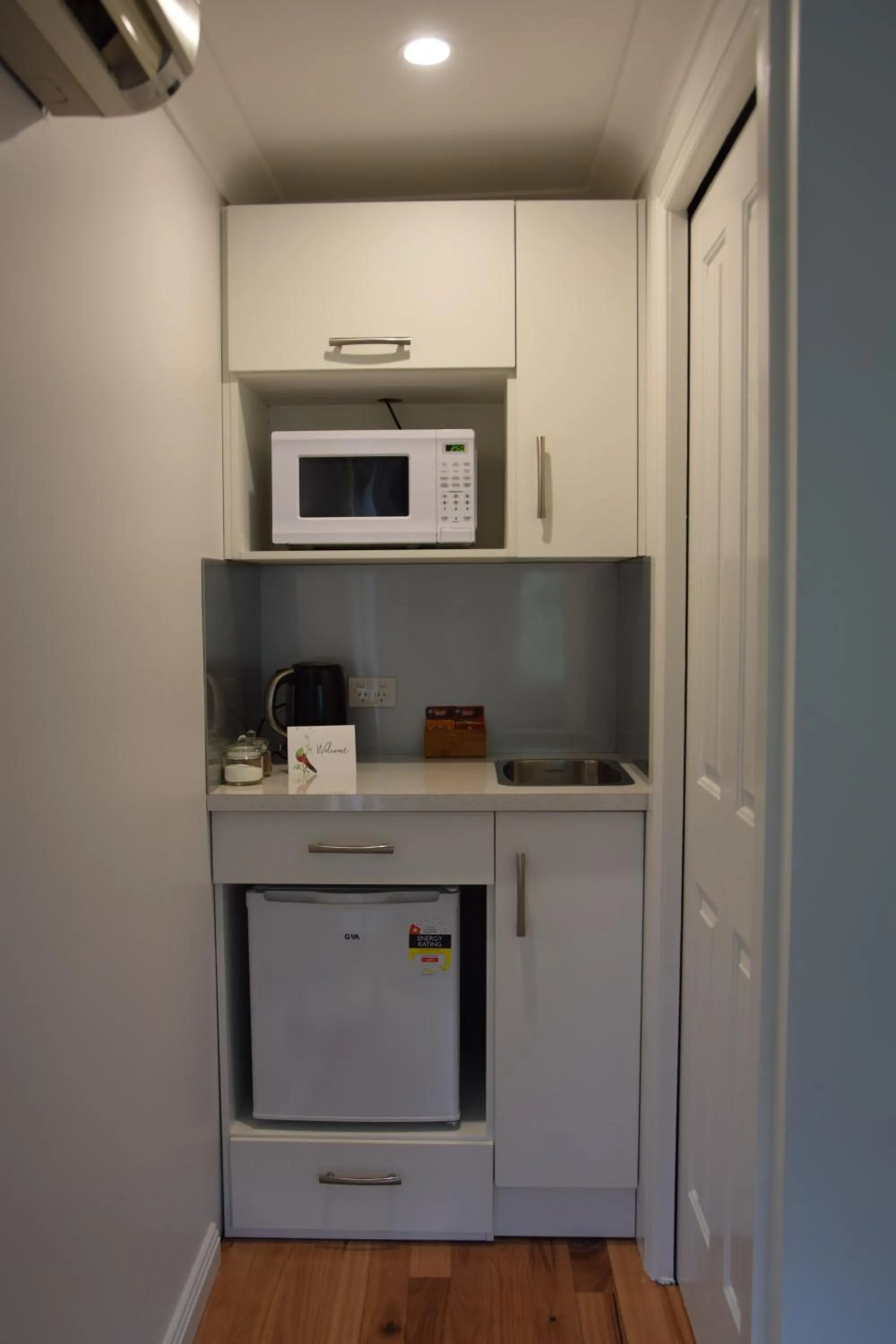 Coffee/tea facilities in Copeland House