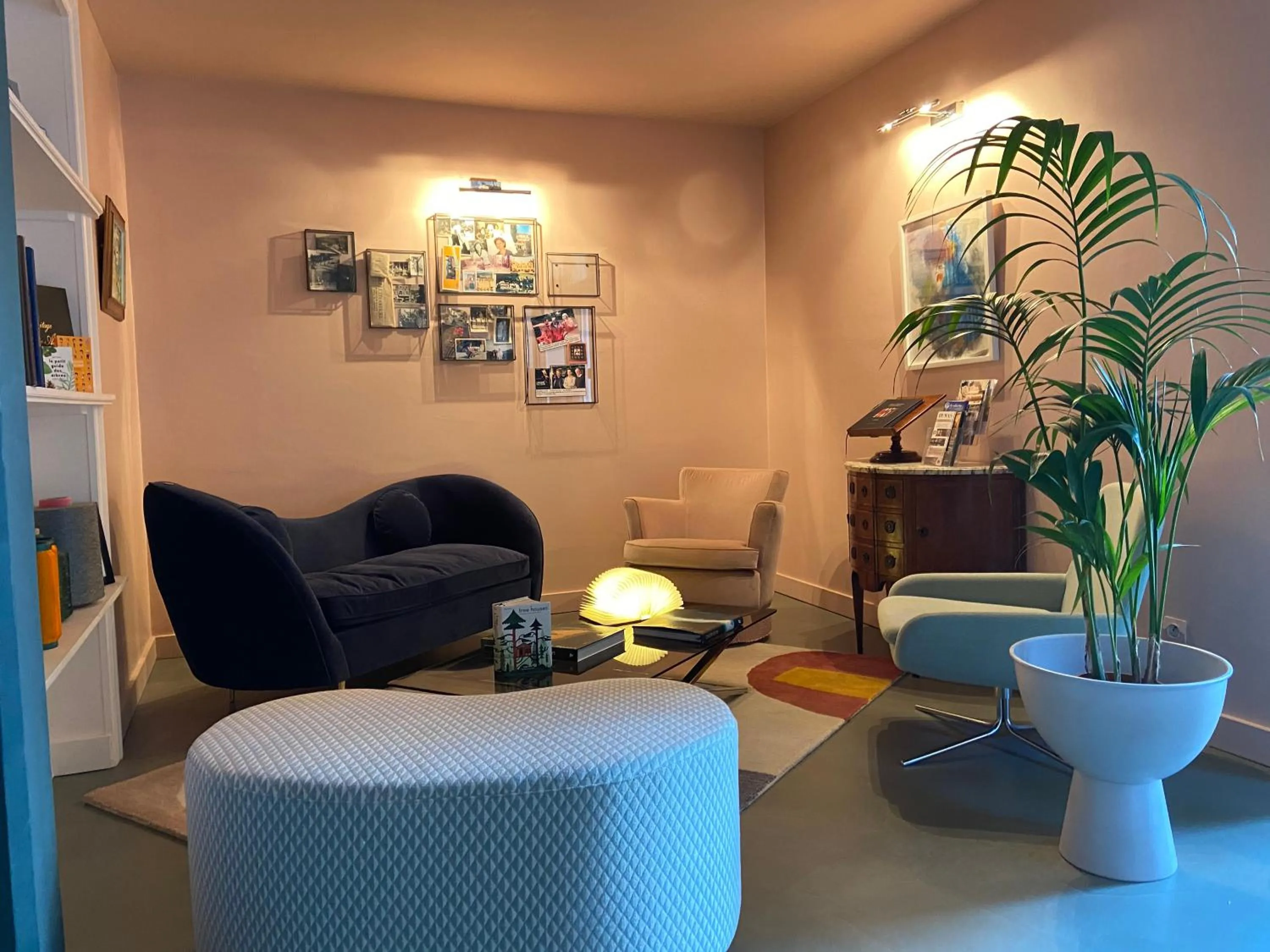 Lobby or reception in Domaine La Gentilhommière