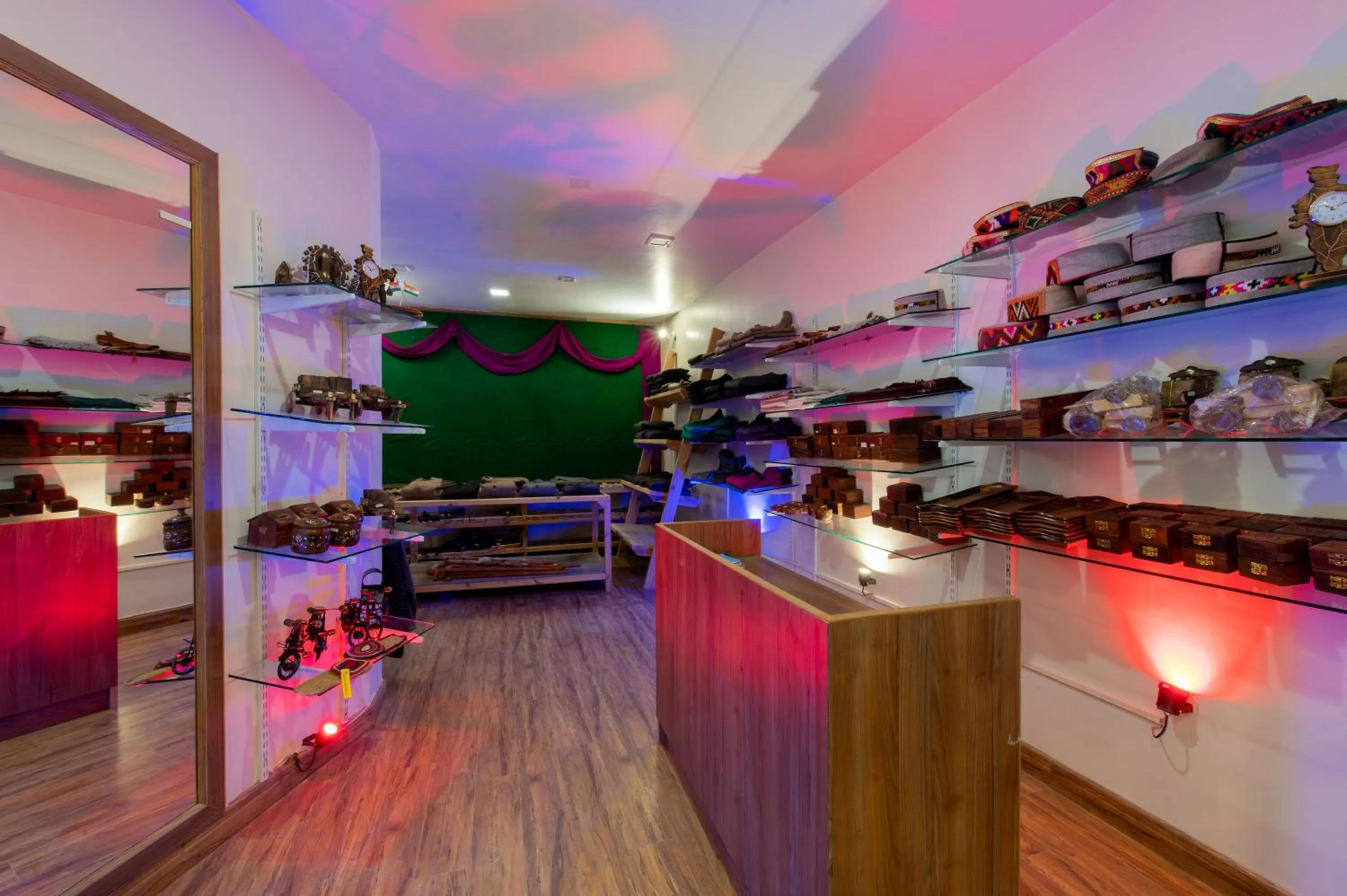 Communal lounge/ TV room in Ekant Retreat Resort