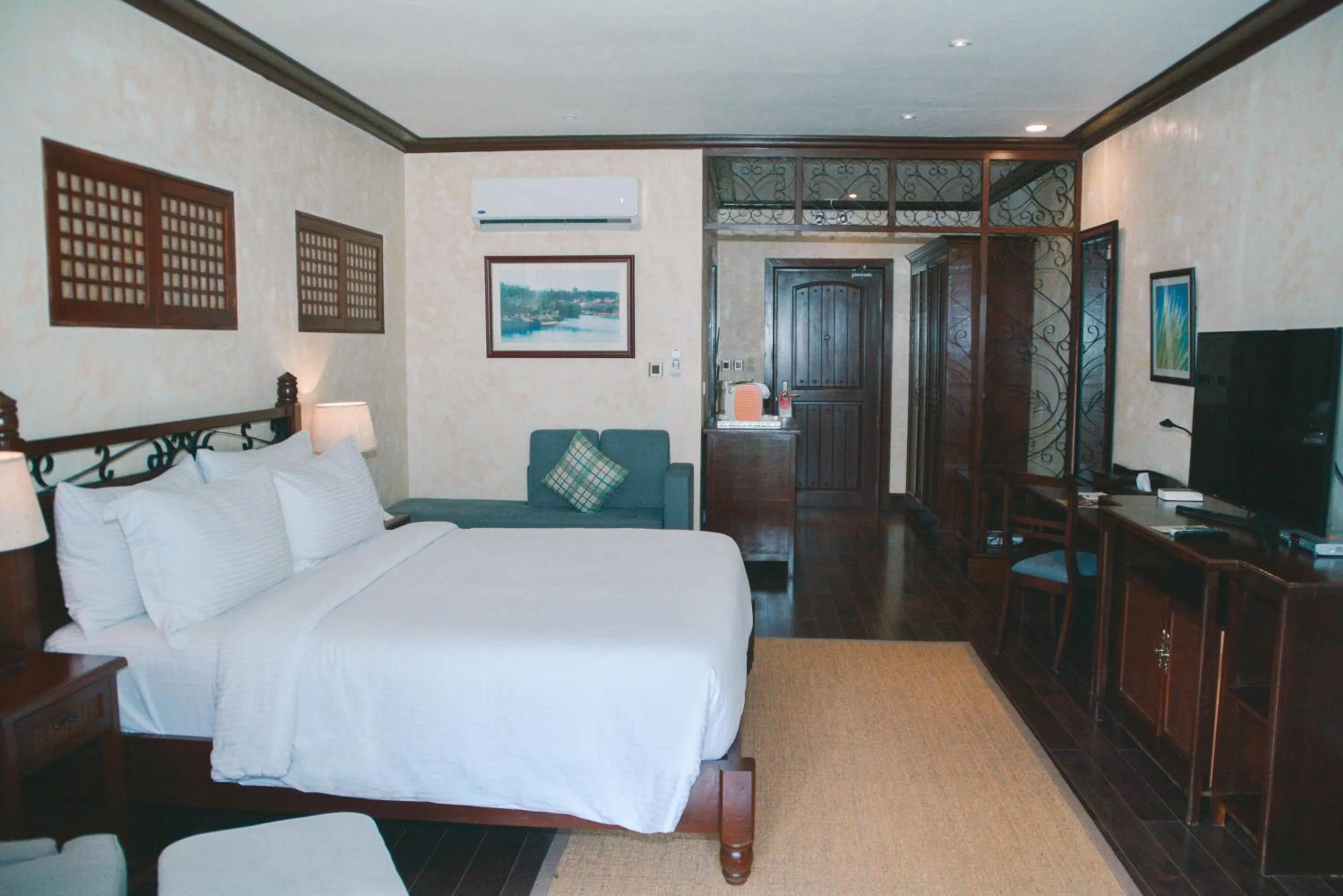 Photo of the whole room, Bed in Espacio Verde Resort