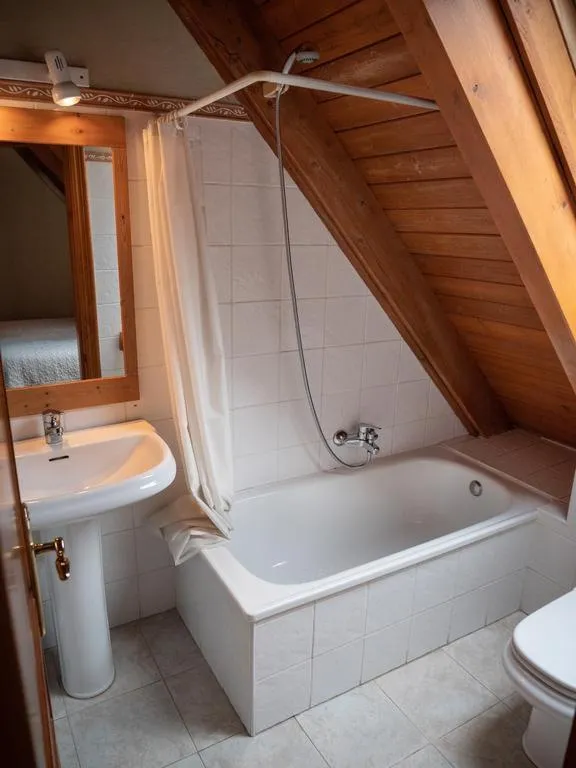 Bathroom in Peira Blanca Hotel Gastronómico