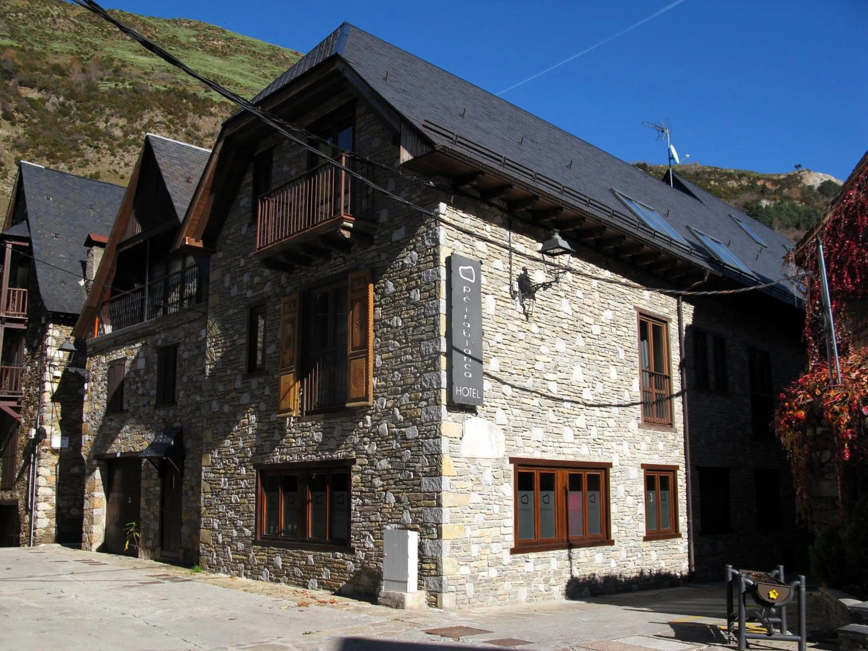 Property building in Peira Blanca Hotel Gastronómico